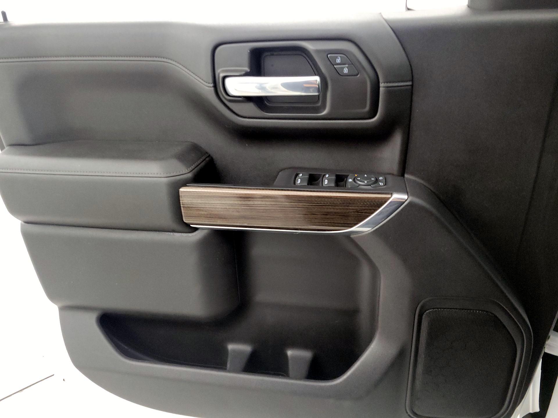 Thumbnail: 2021 Chevrolet Silverado 1500 - 12