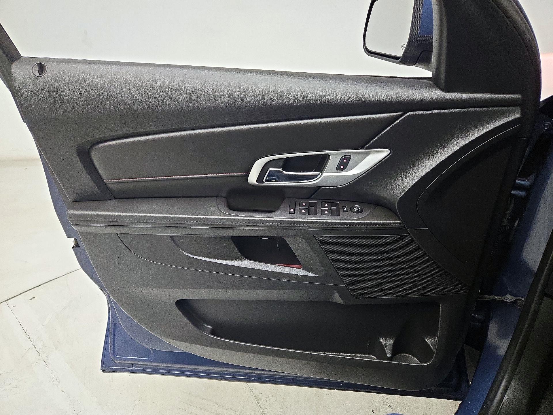 Thumbnail: 2016 GMC Terrain - 12