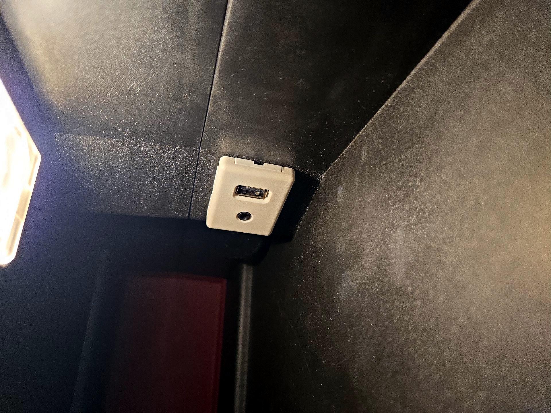 Thumbnail: 2016 GMC Terrain - 17