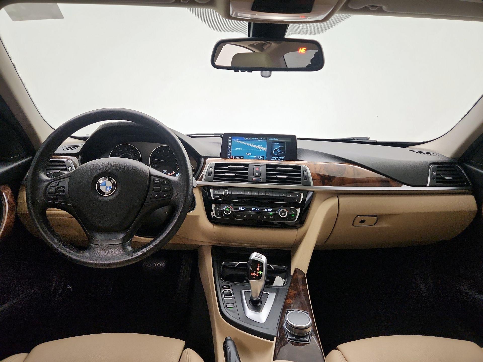 Thumbnail: 2018 BMW 3 Series - 9