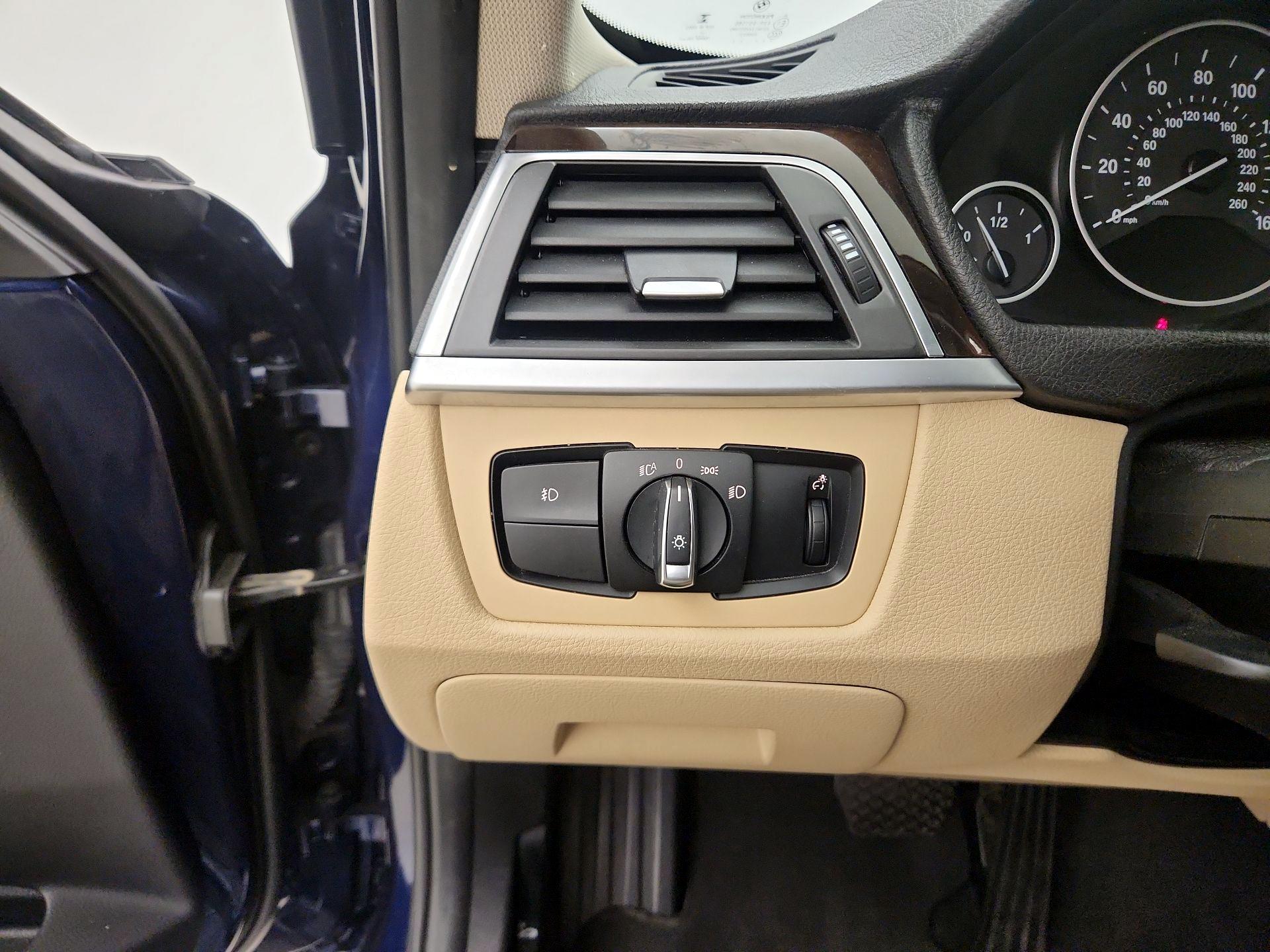 Thumbnail: 2018 BMW 3 Series - 13