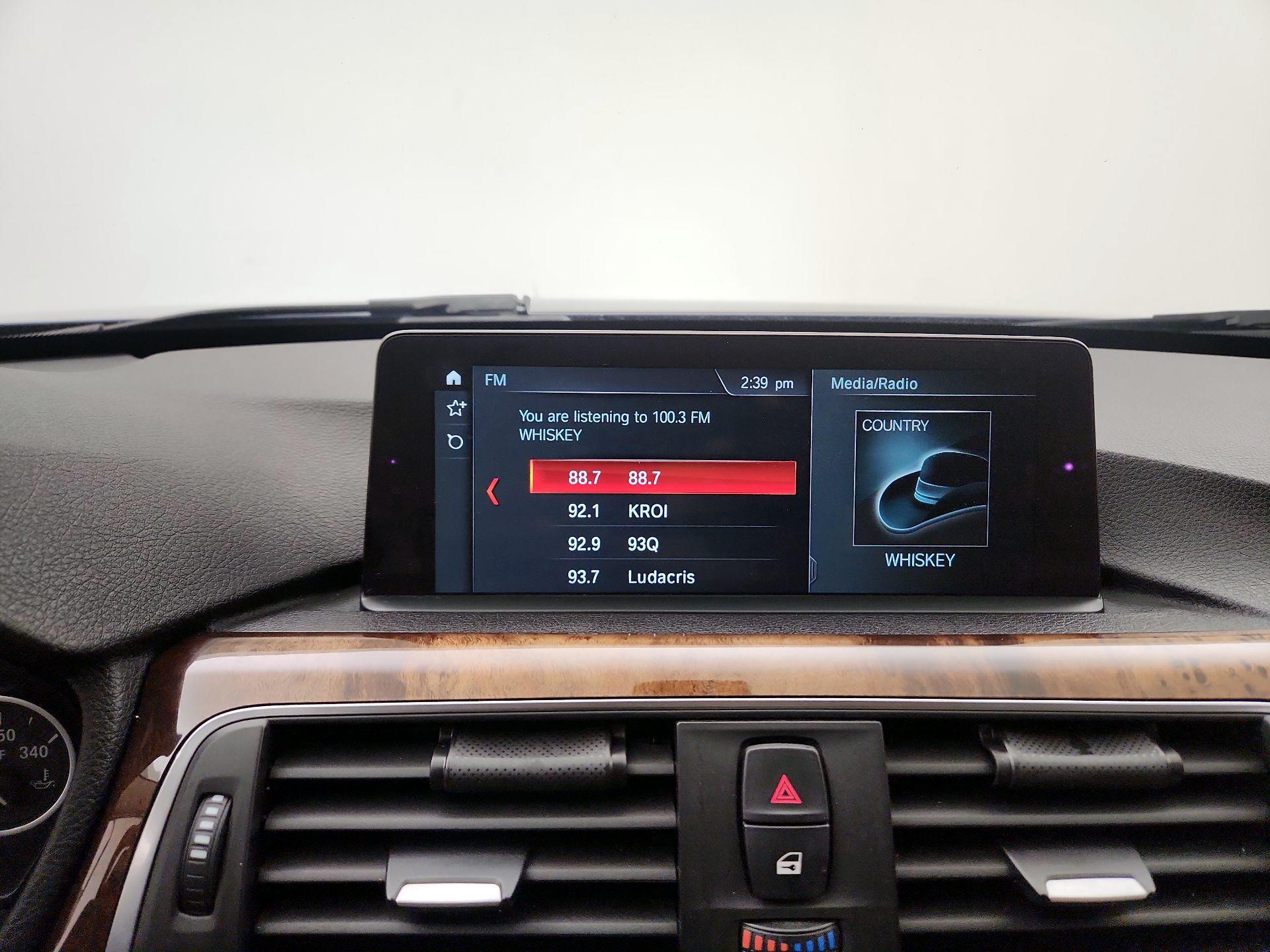 Thumbnail: 2018 BMW 3 Series - 16