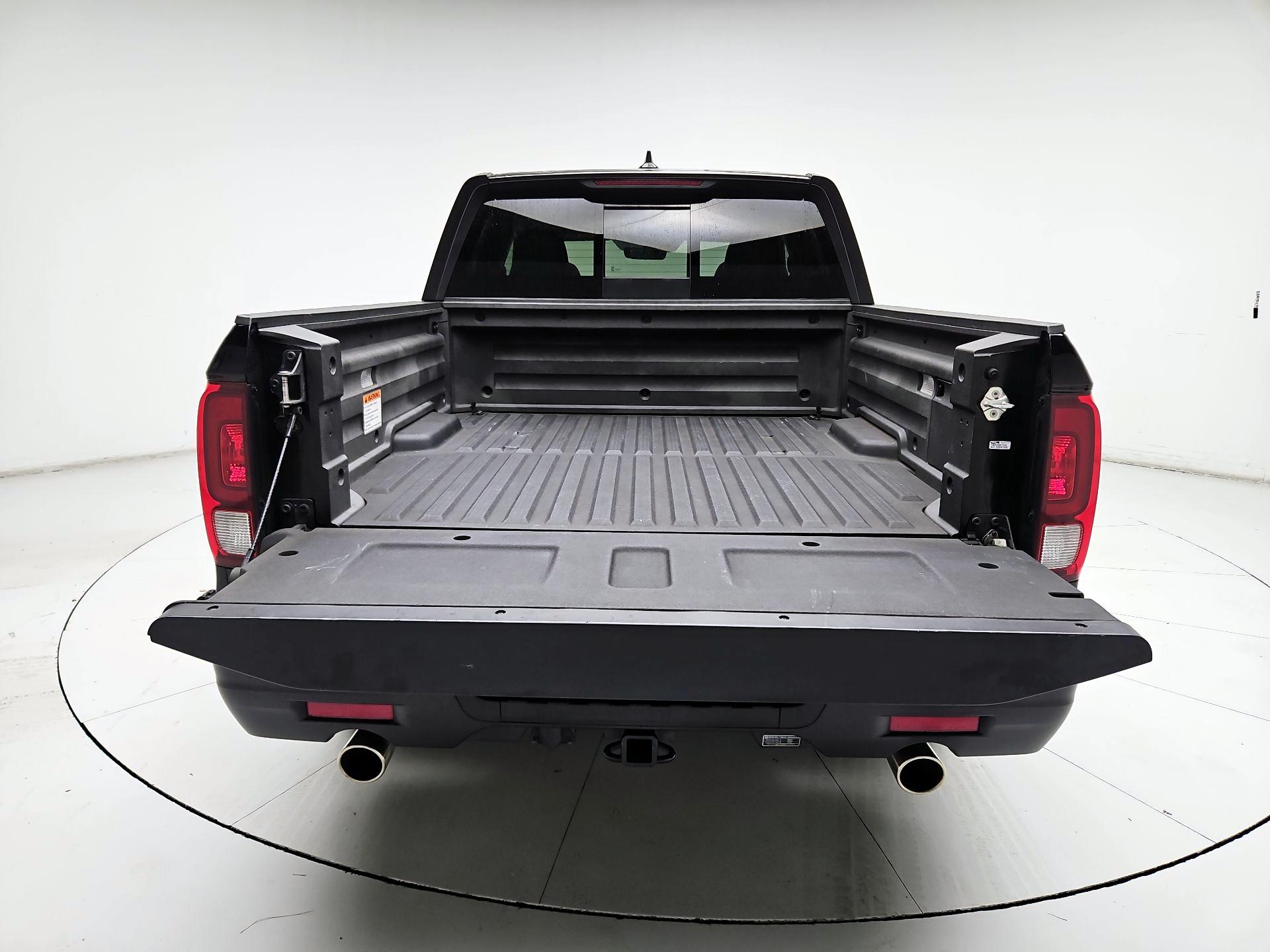 Thumbnail: 2023 Honda Ridgeline - 18