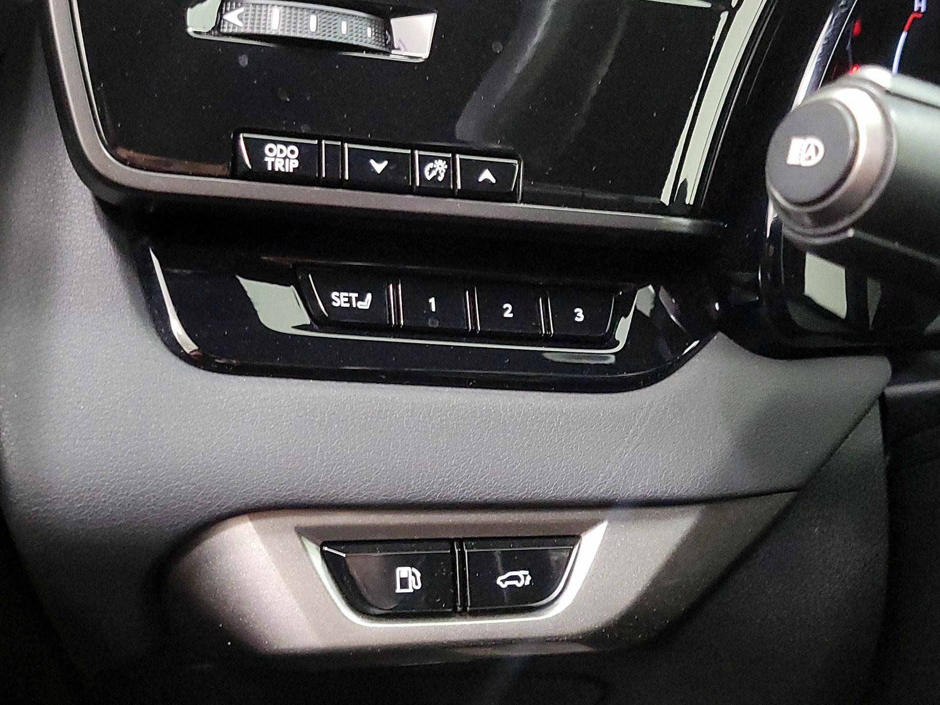 Thumbnail: 2023 Lexus RX - 13