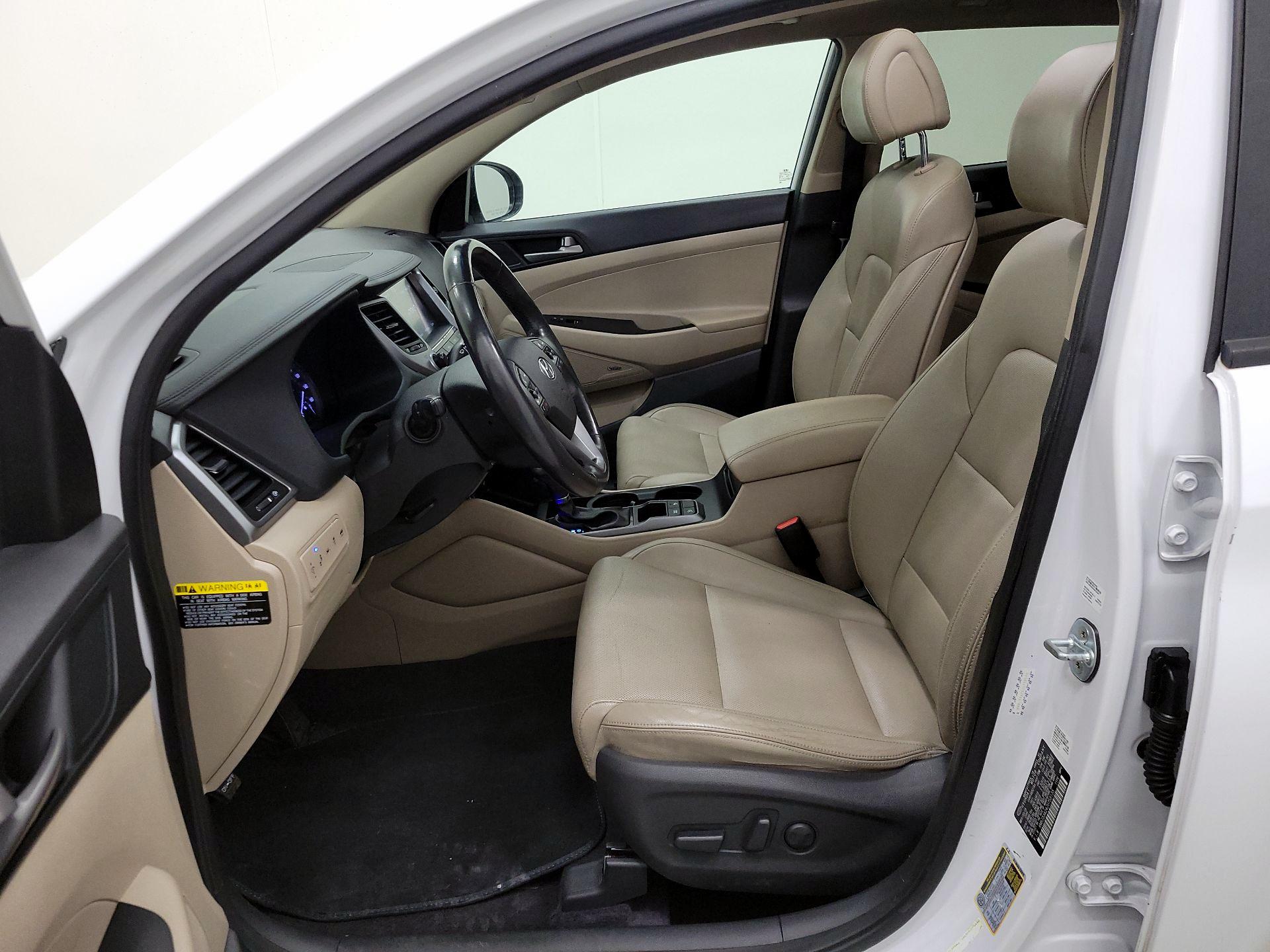 Thumbnail: 2018 Hyundai Tucson - 11