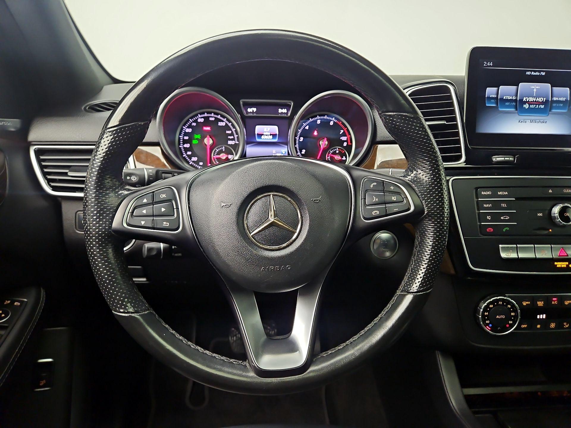 Thumbnail: 2017 Mercedes-Benz GLE - 10