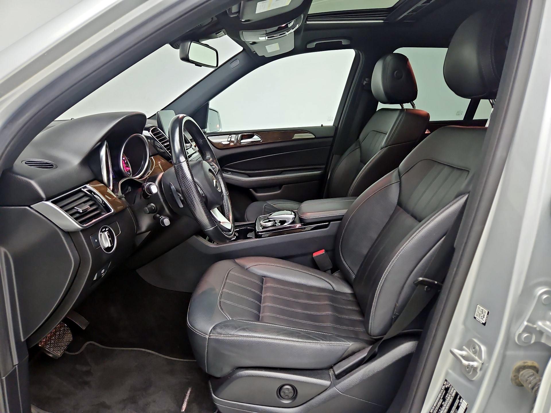 Thumbnail: 2017 Mercedes-Benz GLE - 11