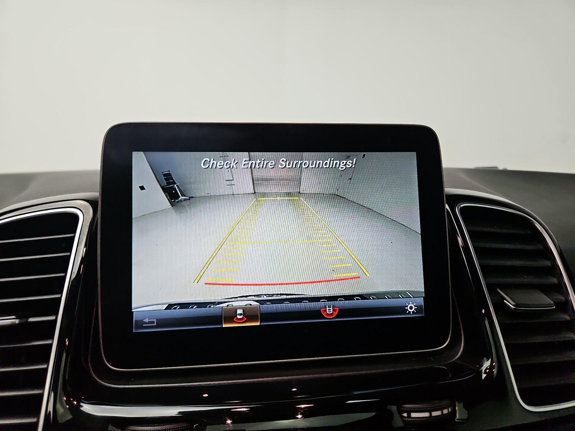 Thumbnail: 2017 Mercedes-Benz GLE - 15