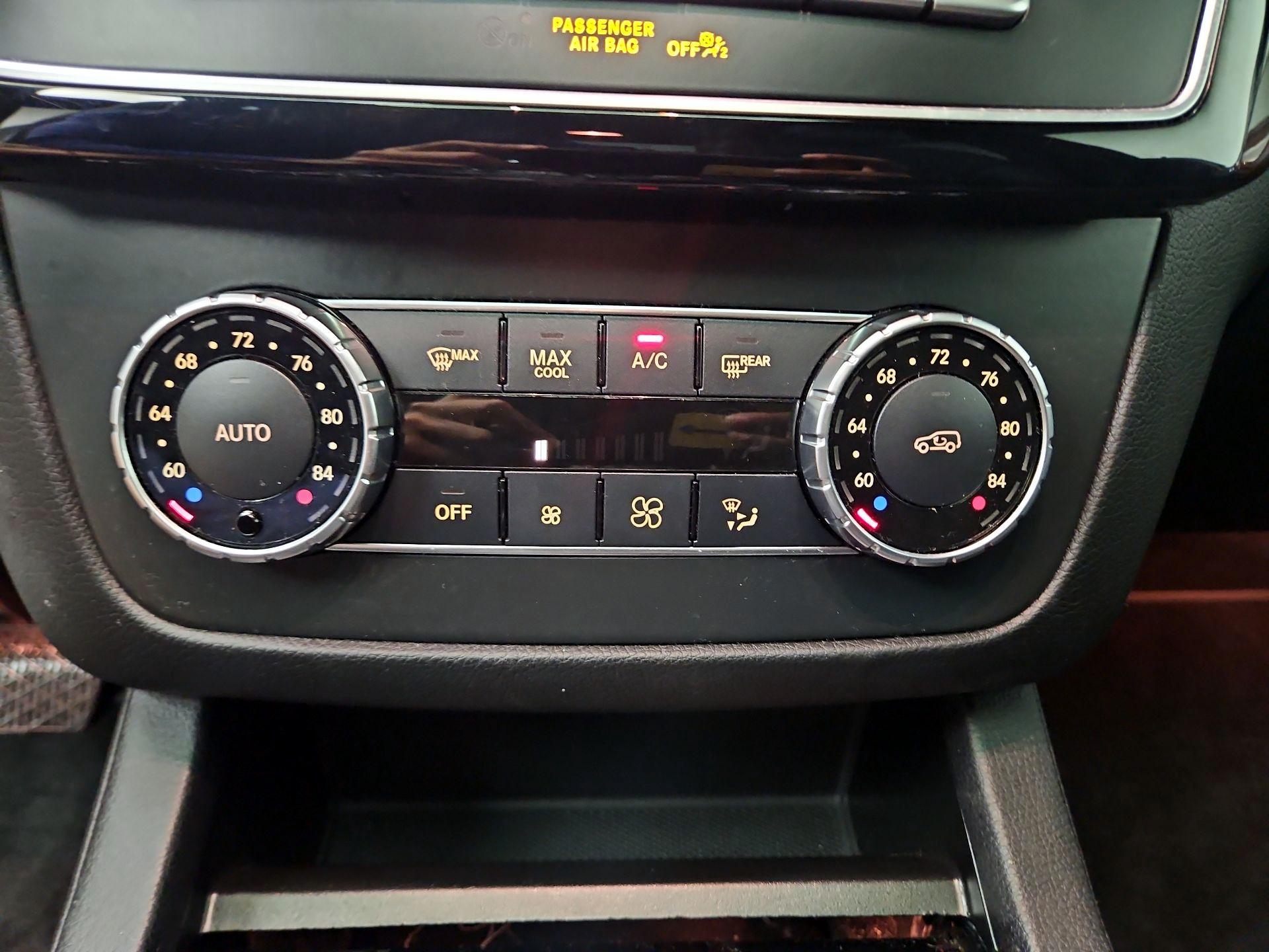 Thumbnail: 2017 Mercedes-Benz GLE - 17