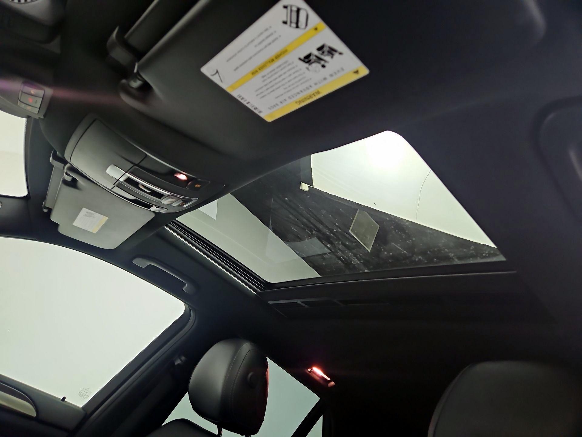 Thumbnail: 2017 Mercedes-Benz GLE - 20