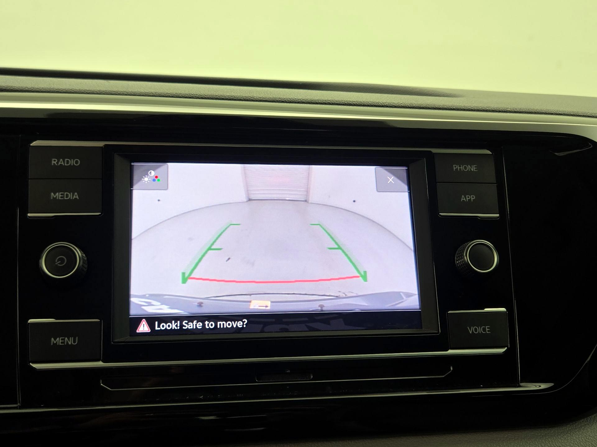 Thumbnail: 2024 Volkswagen Taos - 14