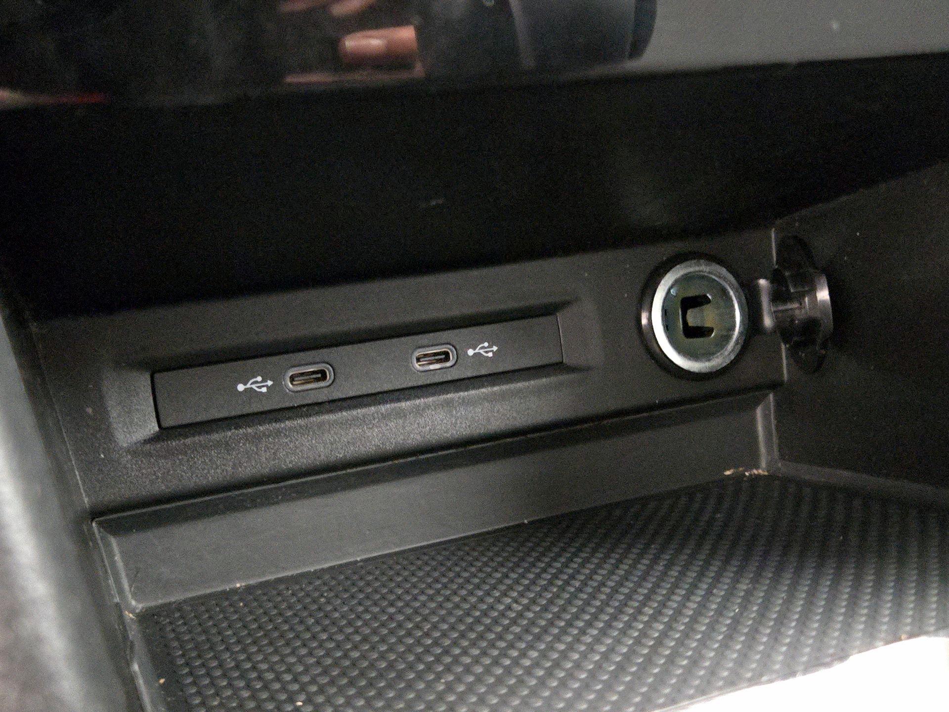 Thumbnail: 2024 Volkswagen Taos - 18