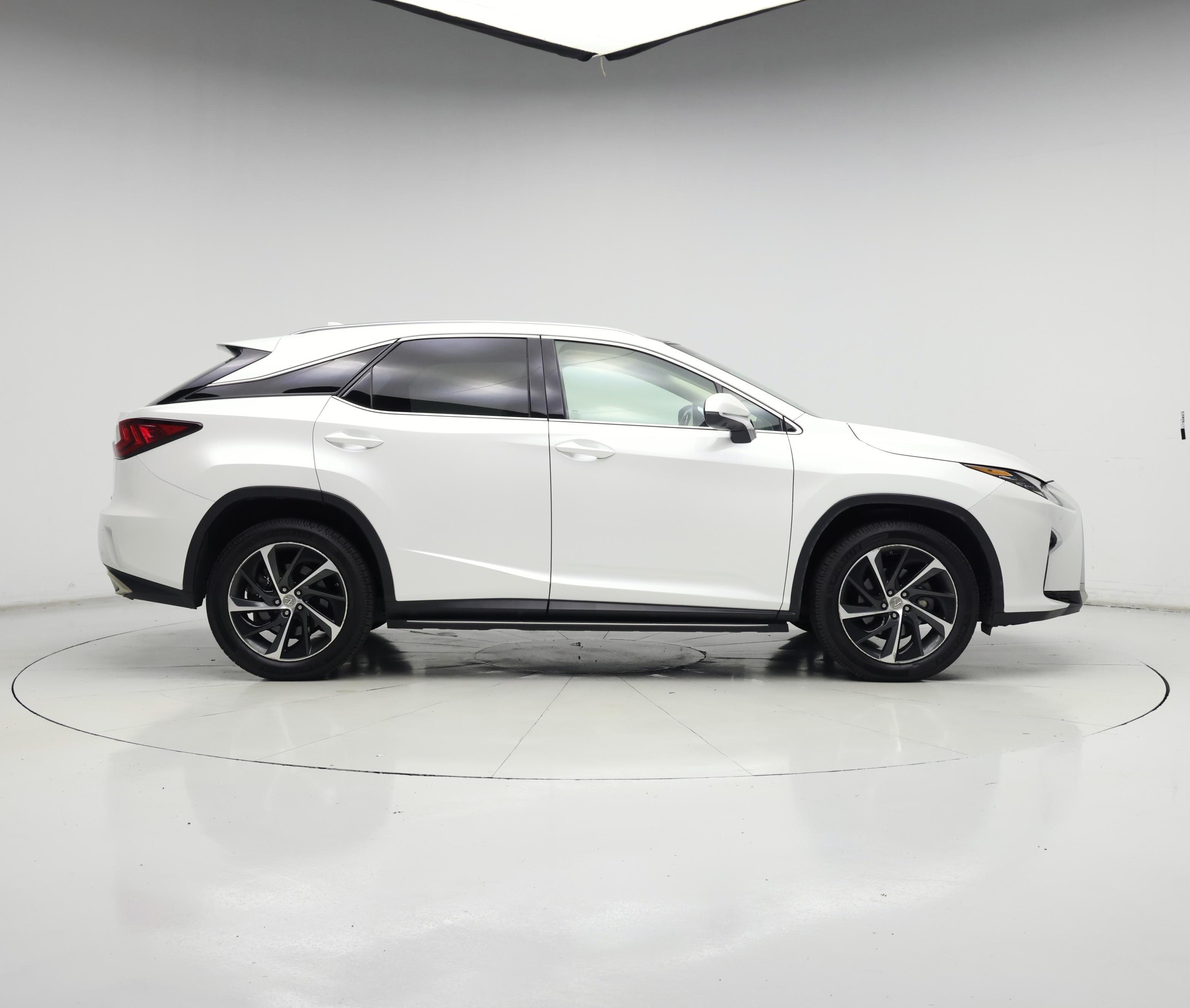 Thumbnail: 2017 Lexus RX - 7