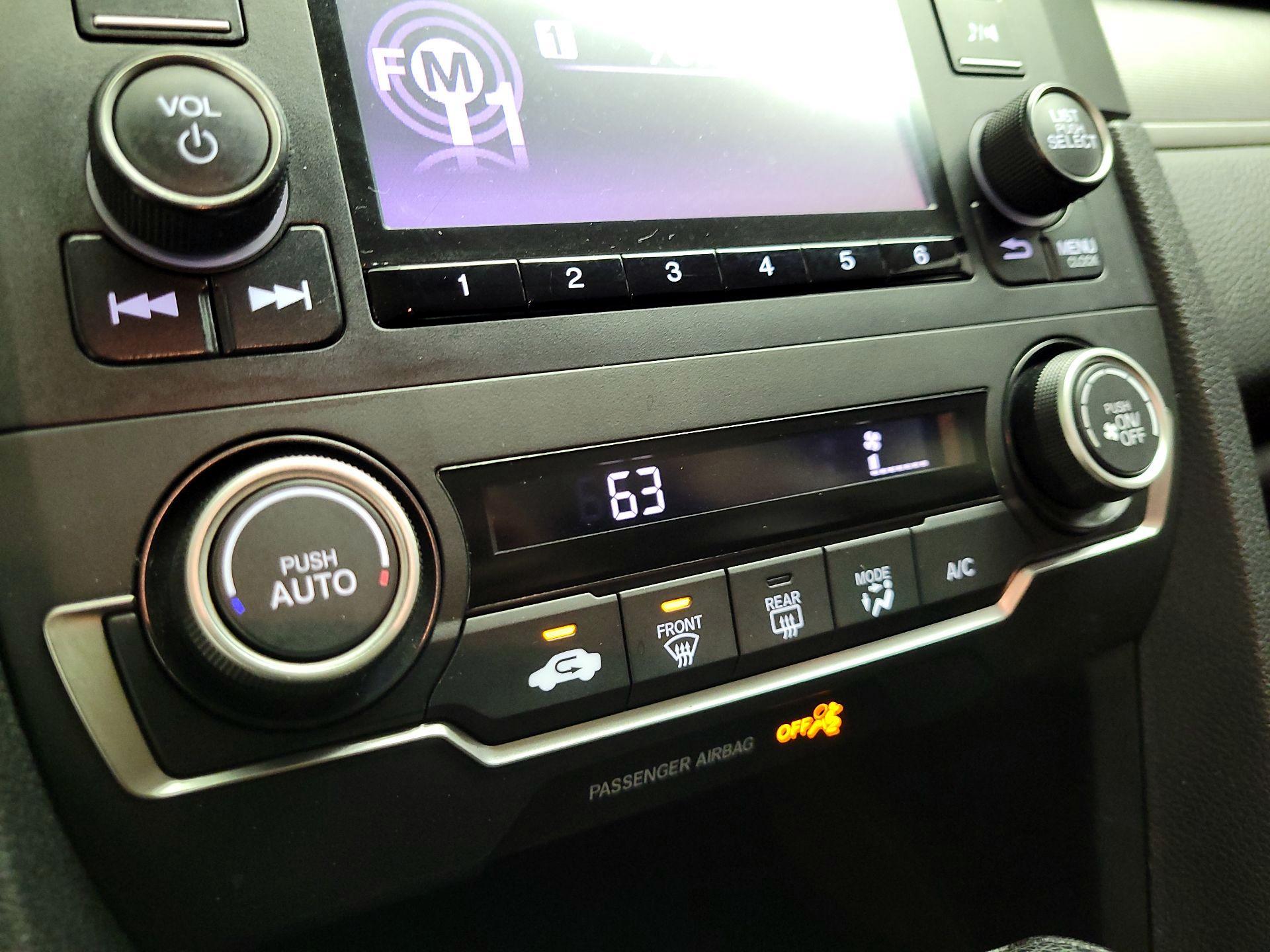 Thumbnail: 2018 Honda Civic - 16