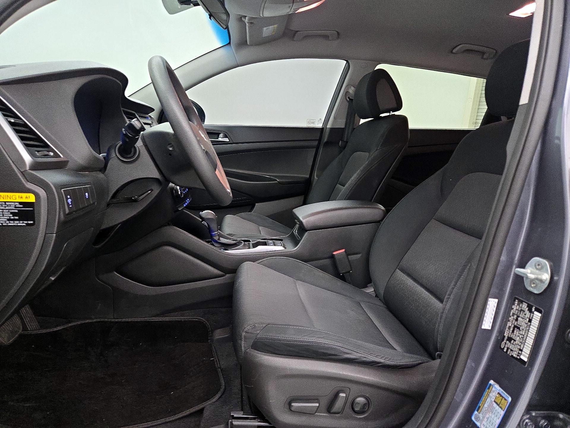 Thumbnail: 2016 Hyundai Tucson - 11