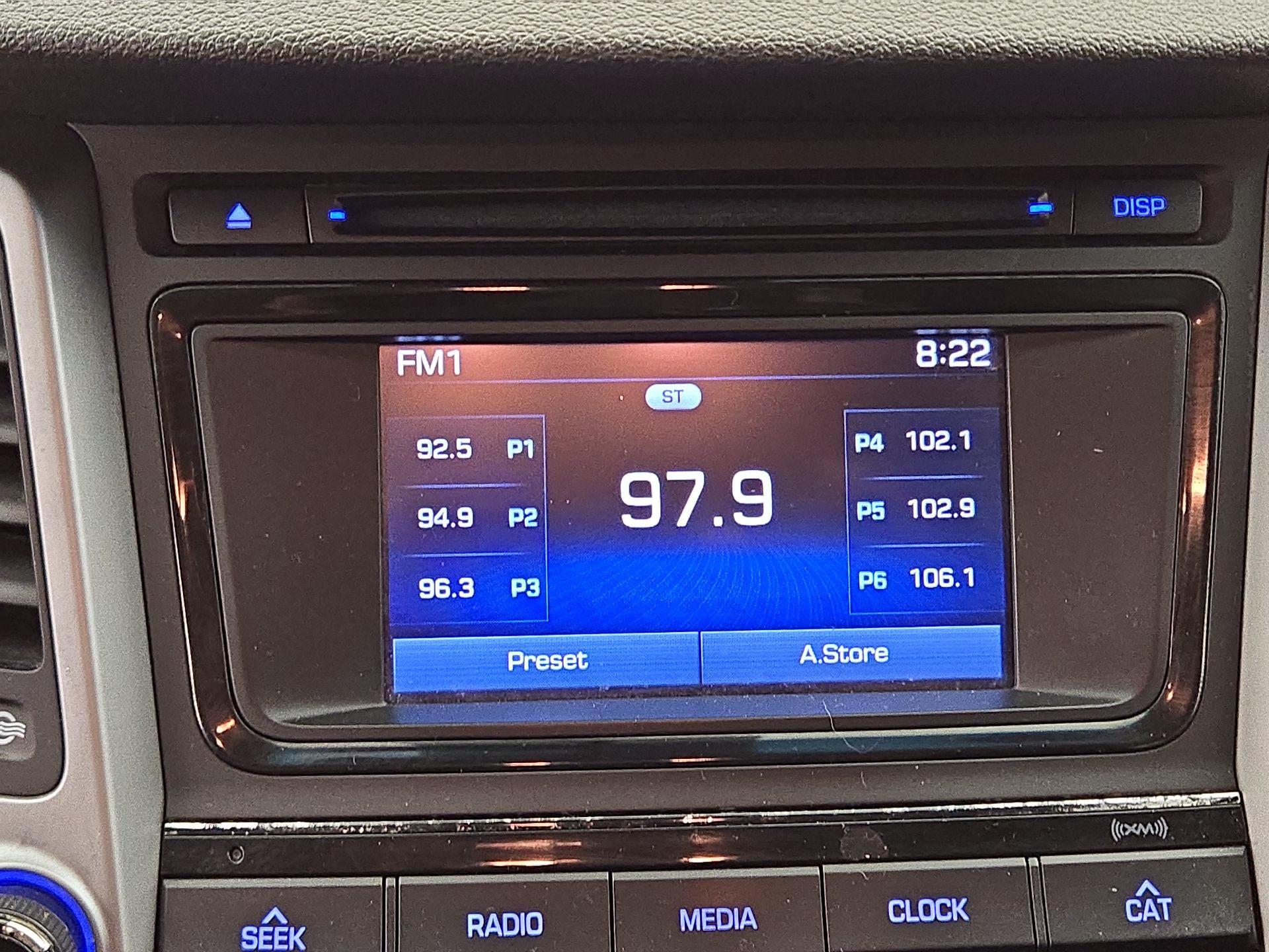 Thumbnail: 2016 Hyundai Tucson - 15