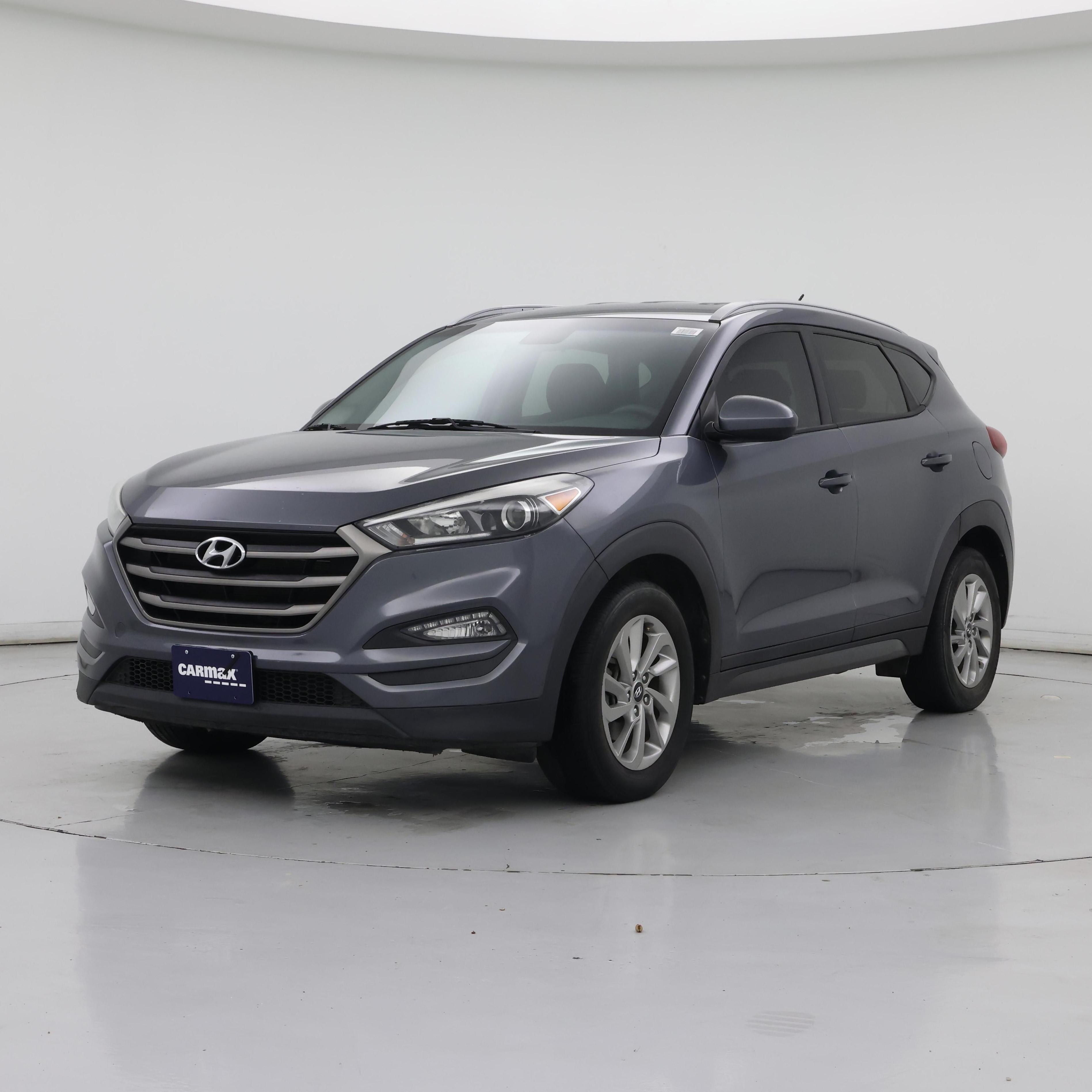 Thumbnail: 2016 Hyundai Tucson - 4