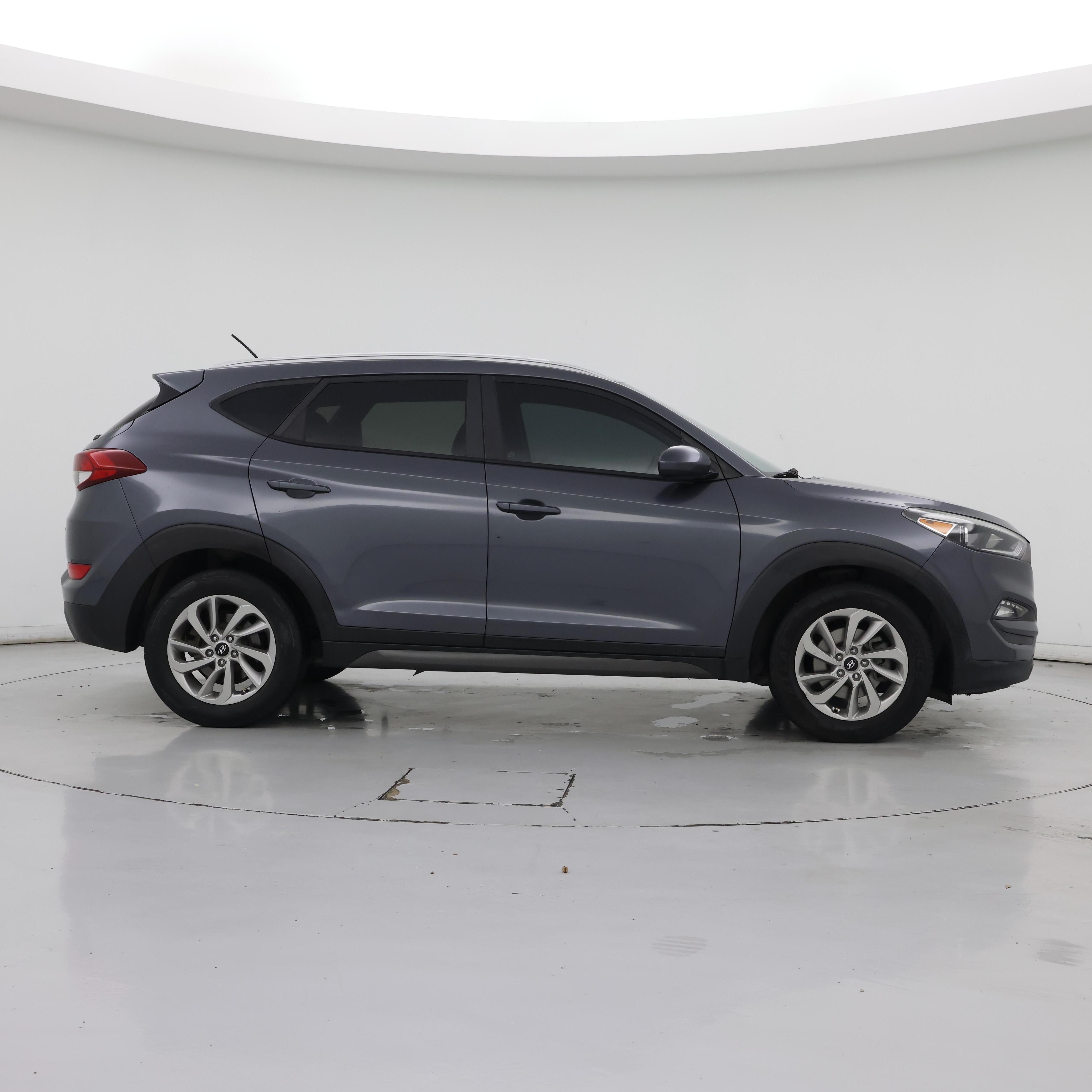 Thumbnail: 2016 Hyundai Tucson - 7