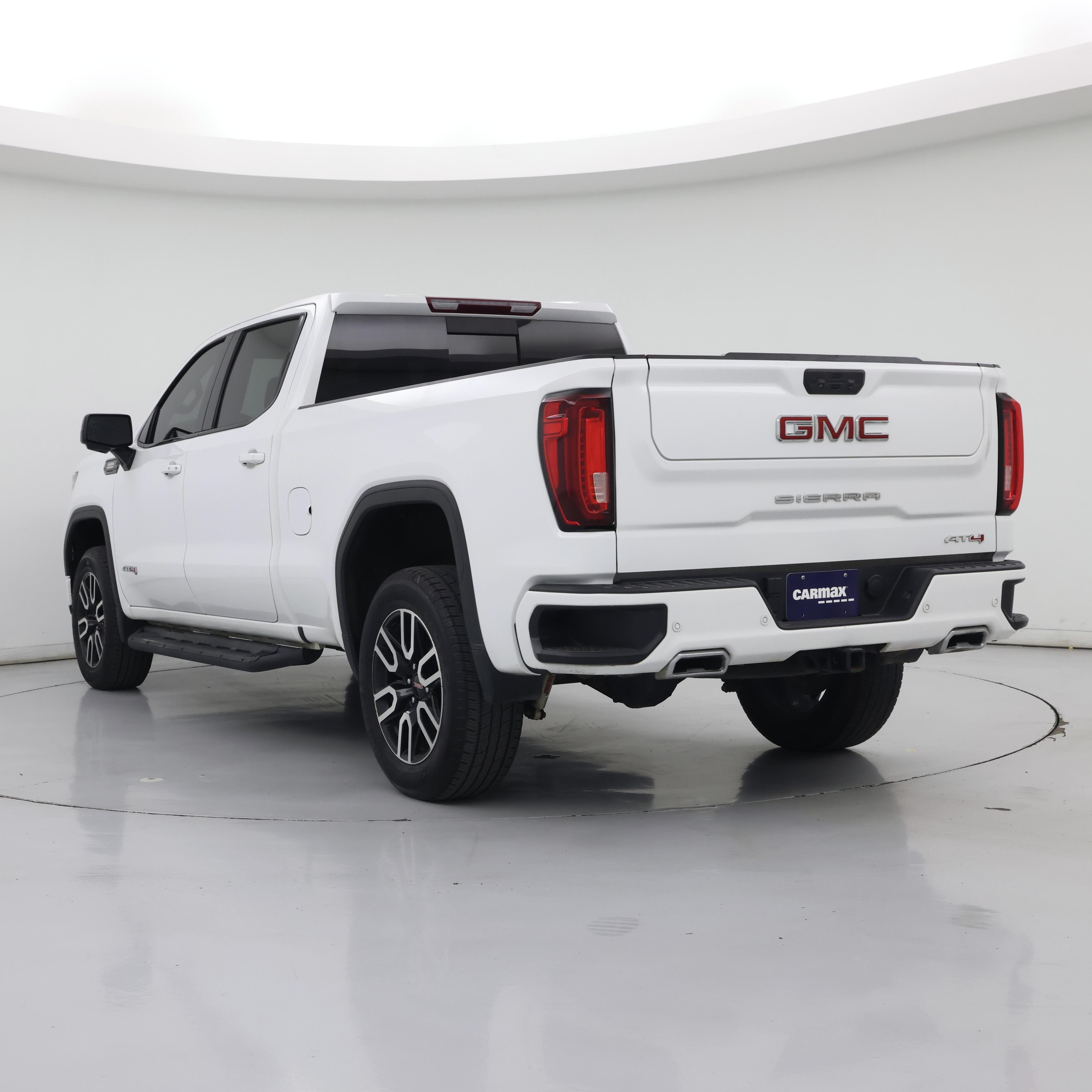 Thumbnail: 2023 GMC Sierra 1500 - 2