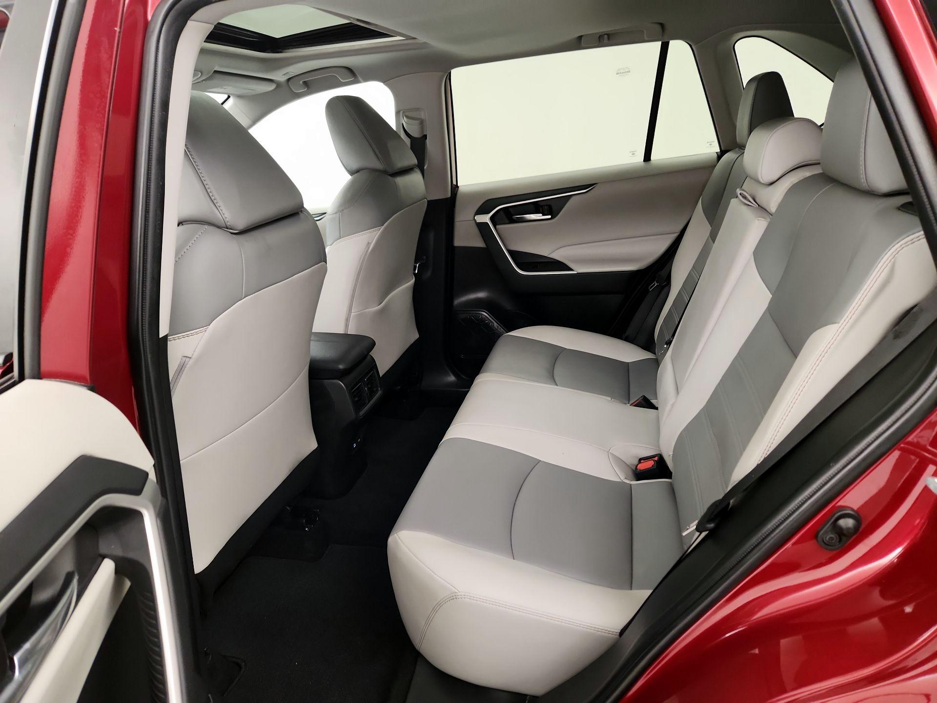 Thumbnail: 2024 Toyota RAV4 - 20