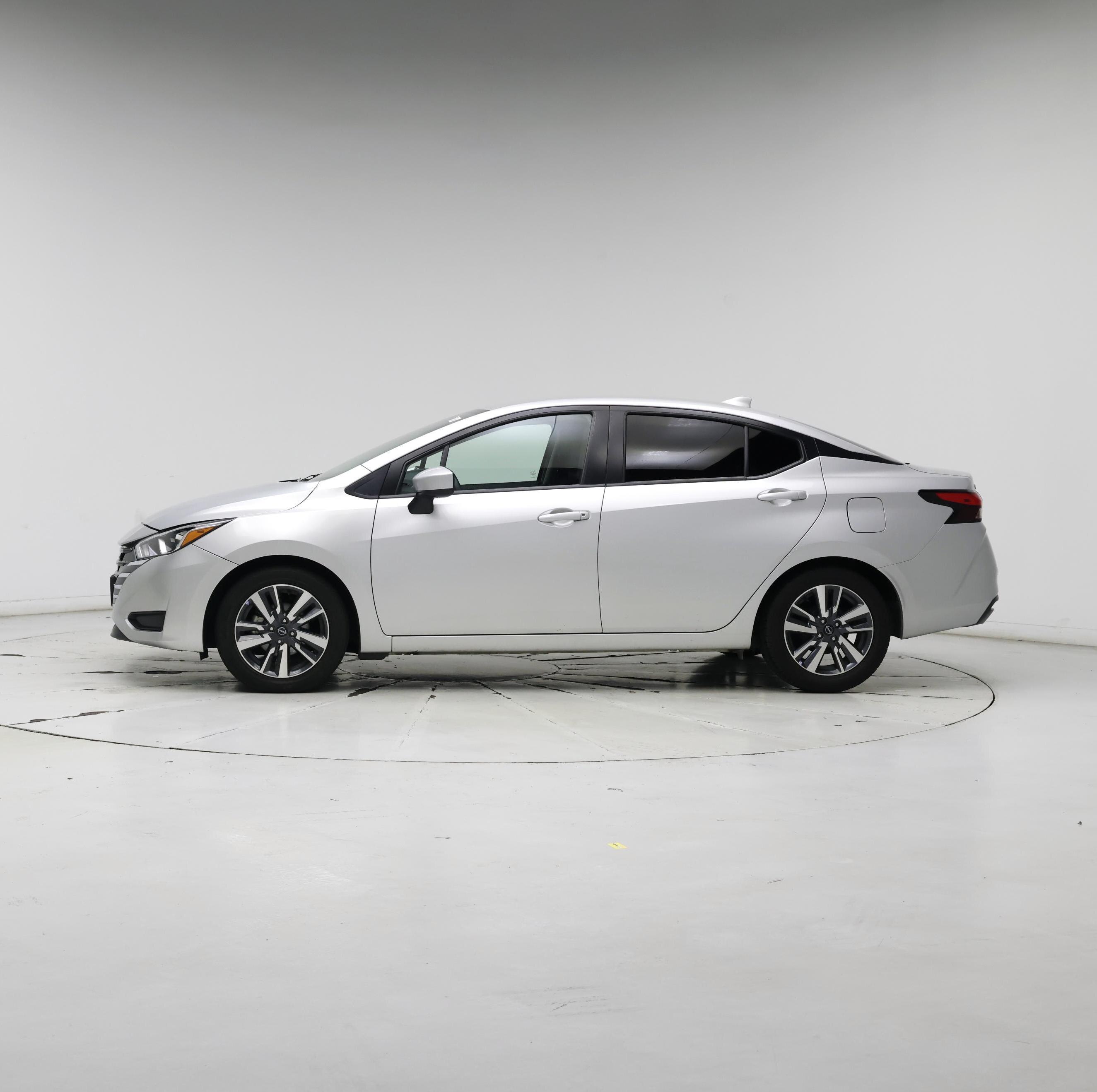 Thumbnail: 2023 Nissan Versa - 3