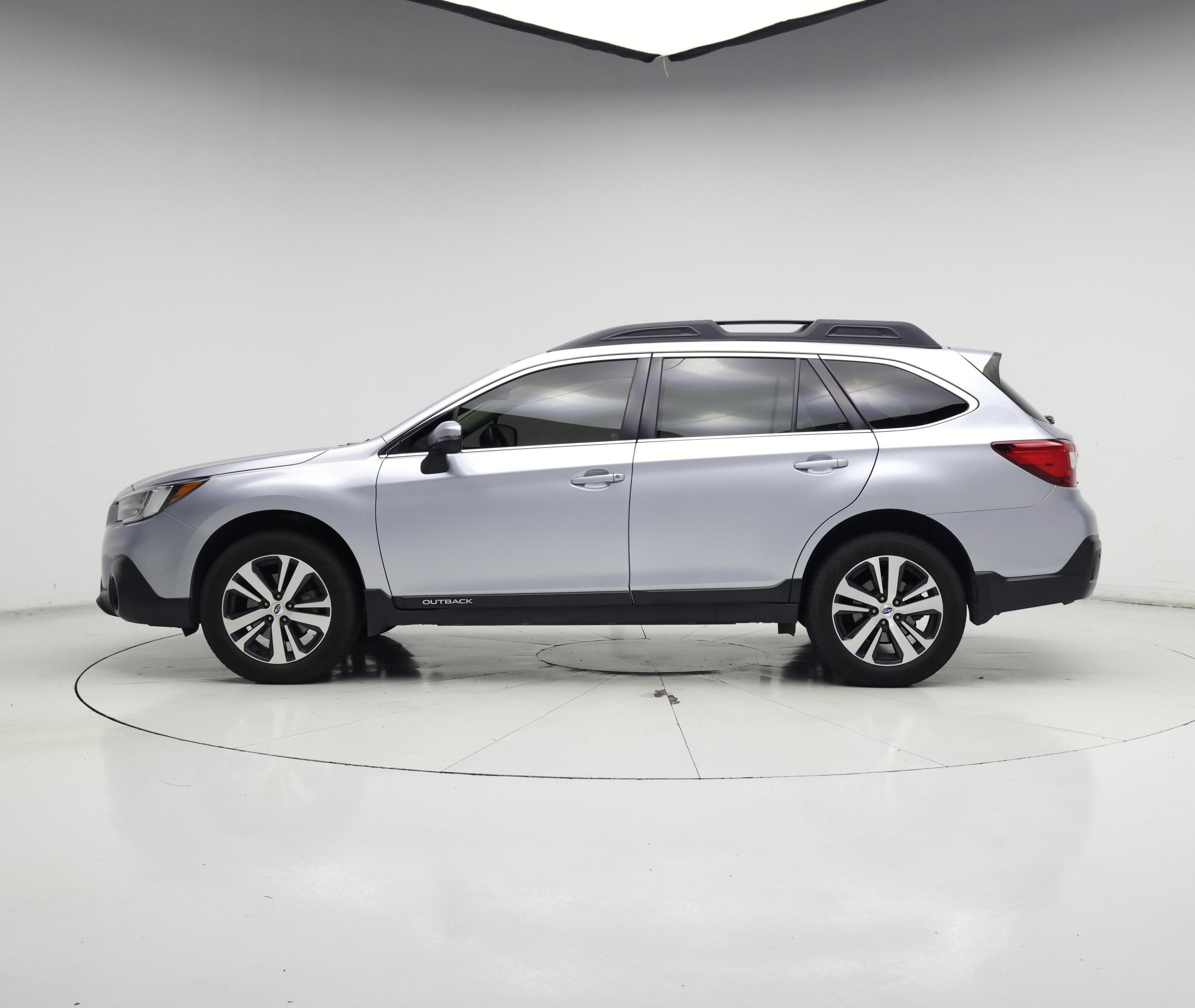 Thumbnail: 2019 Subaru Outback - 3