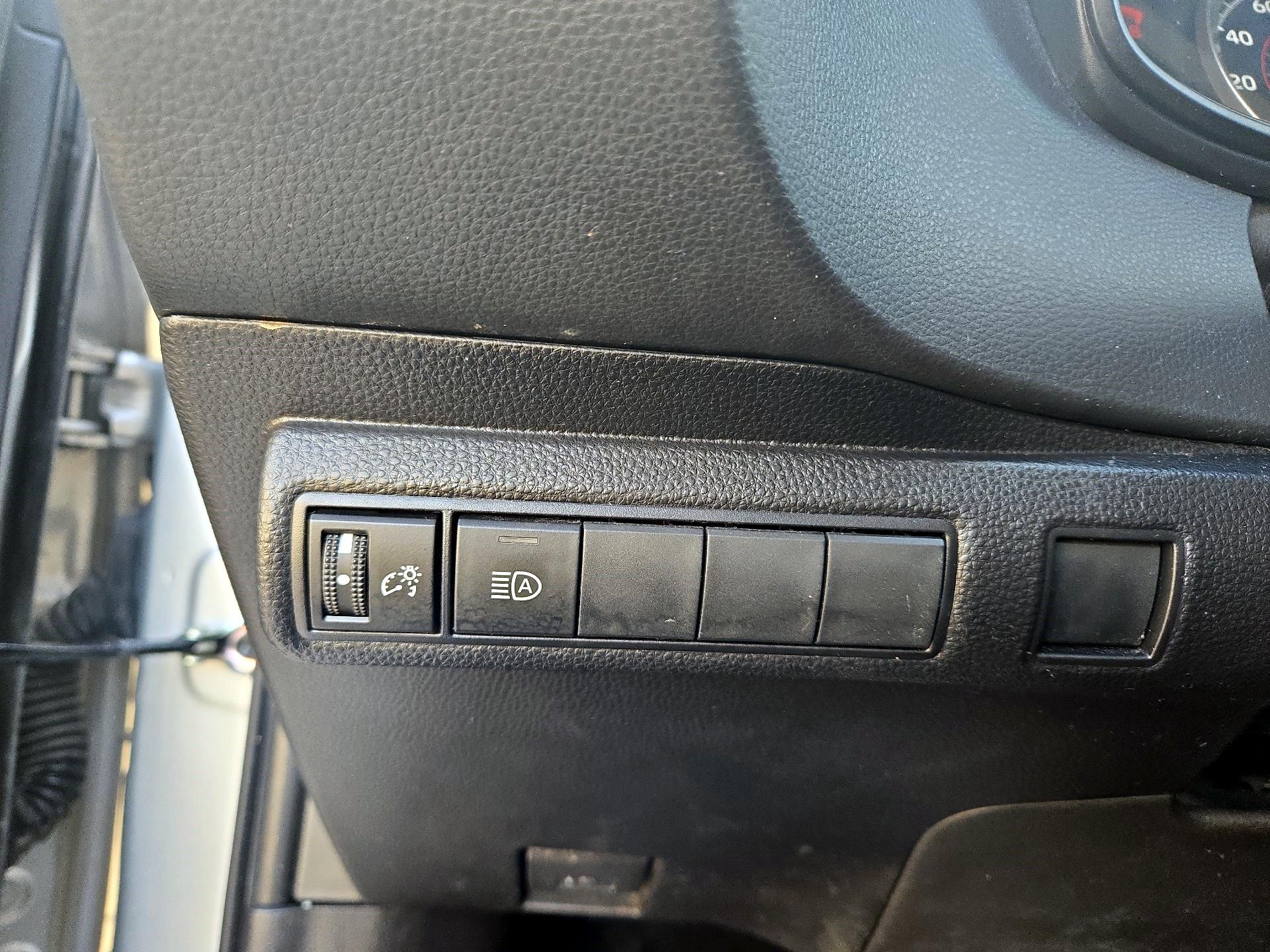 Thumbnail: 2022 Toyota Corolla - 11