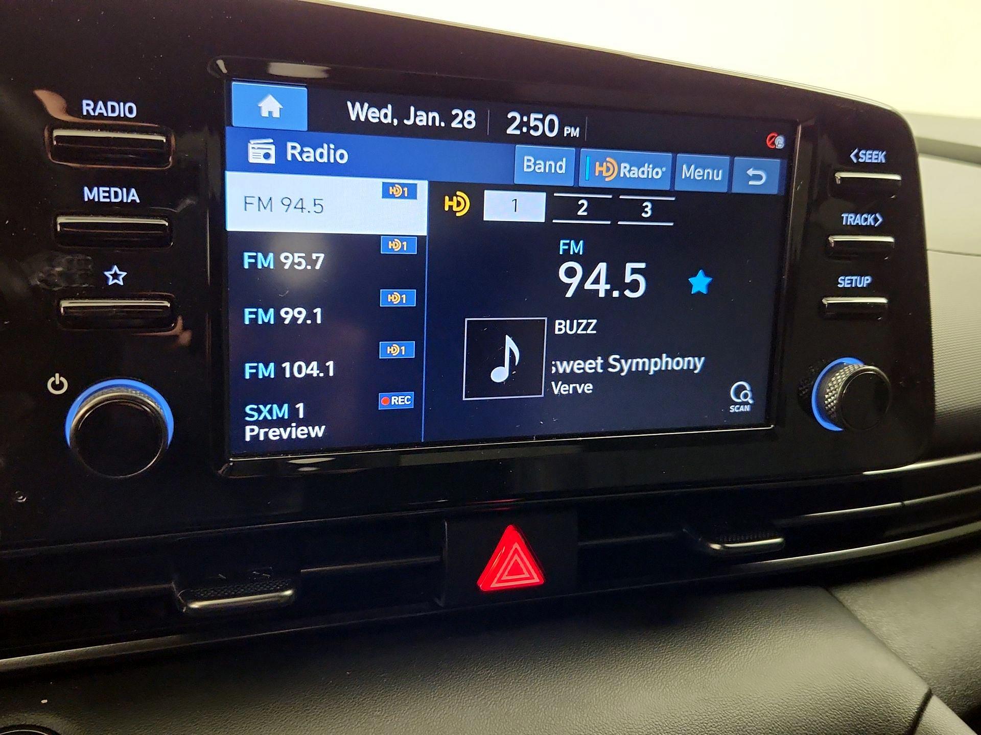 Thumbnail: 2022 Hyundai Elantra - 15