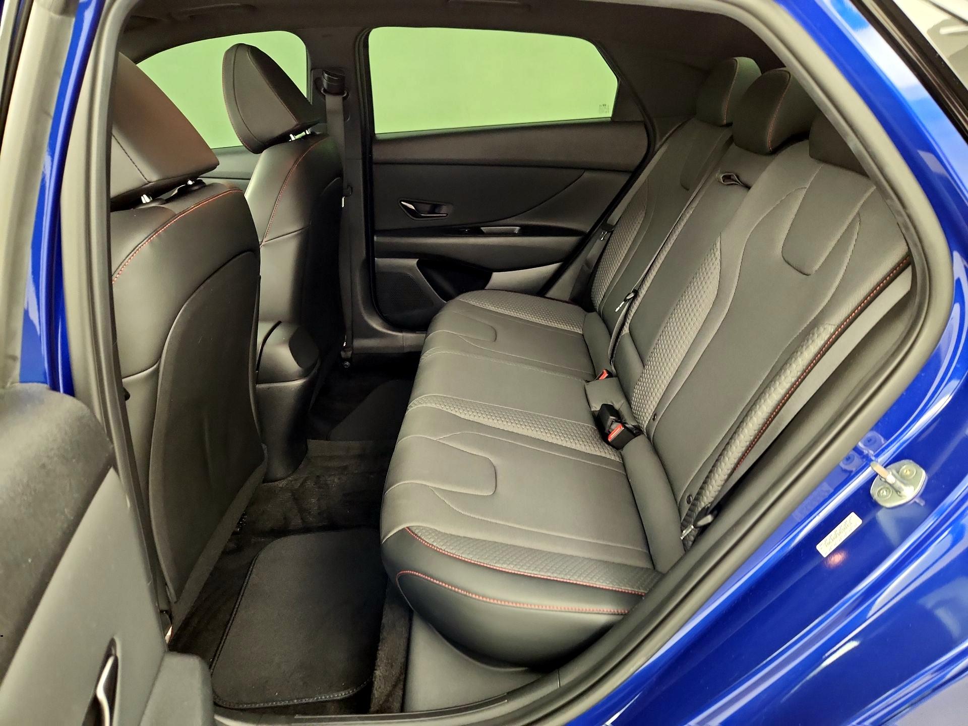 Thumbnail: 2022 Hyundai Elantra - 20