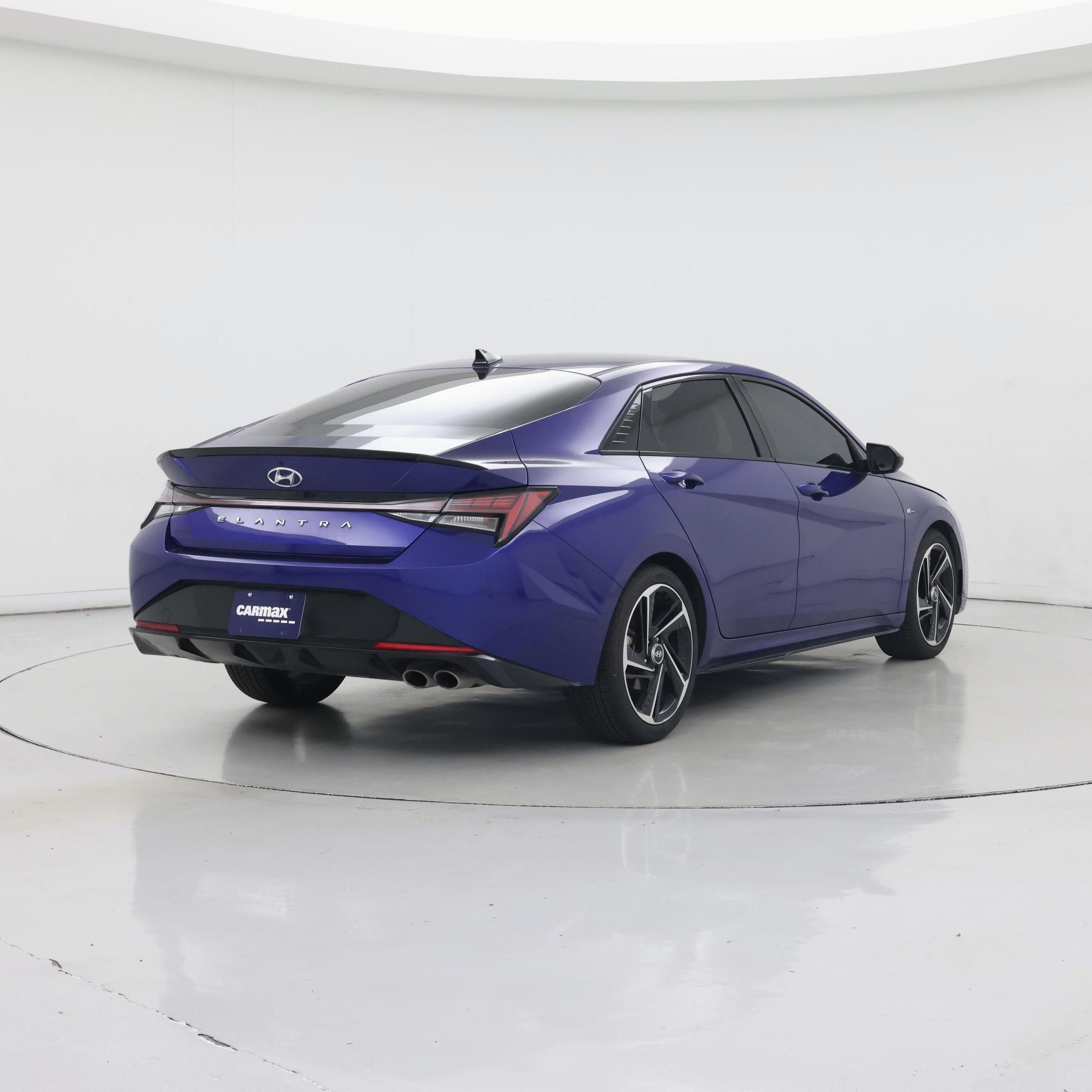 Thumbnail: 2022 Hyundai Elantra - 8