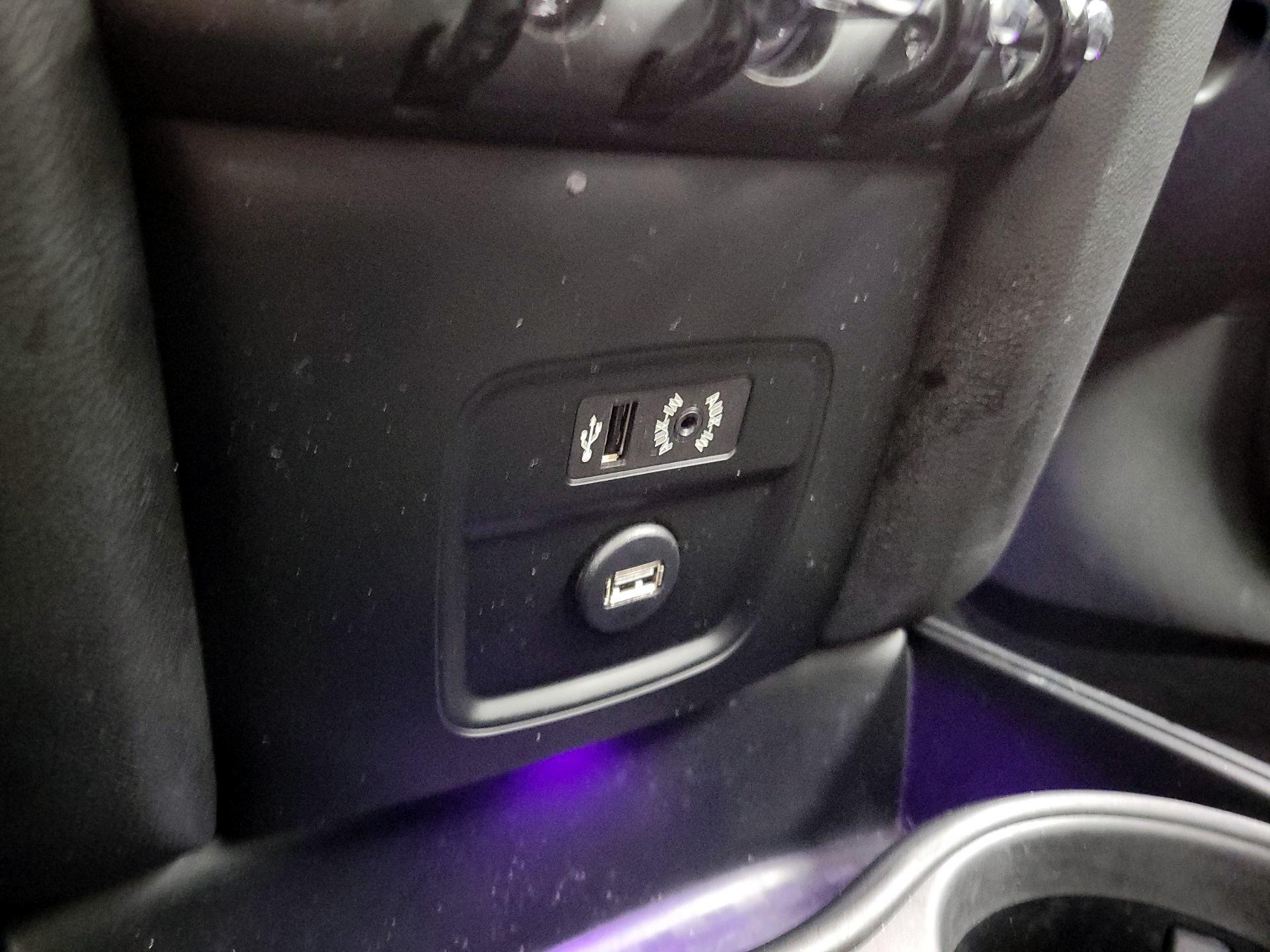 Thumbnail: 2018 MINI Cooper Countryman - 18