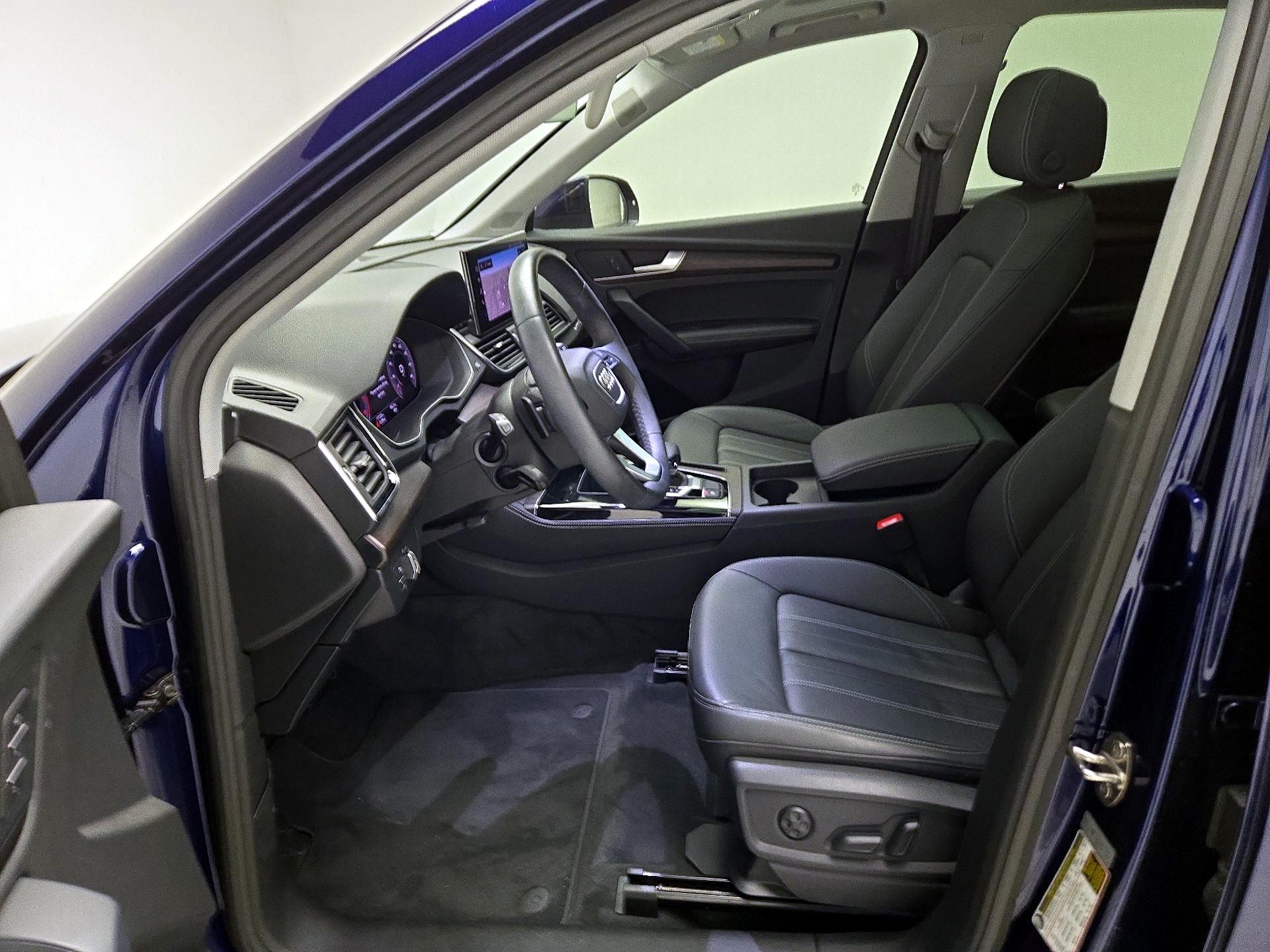 Thumbnail: 2023 Audi Q5 - 11