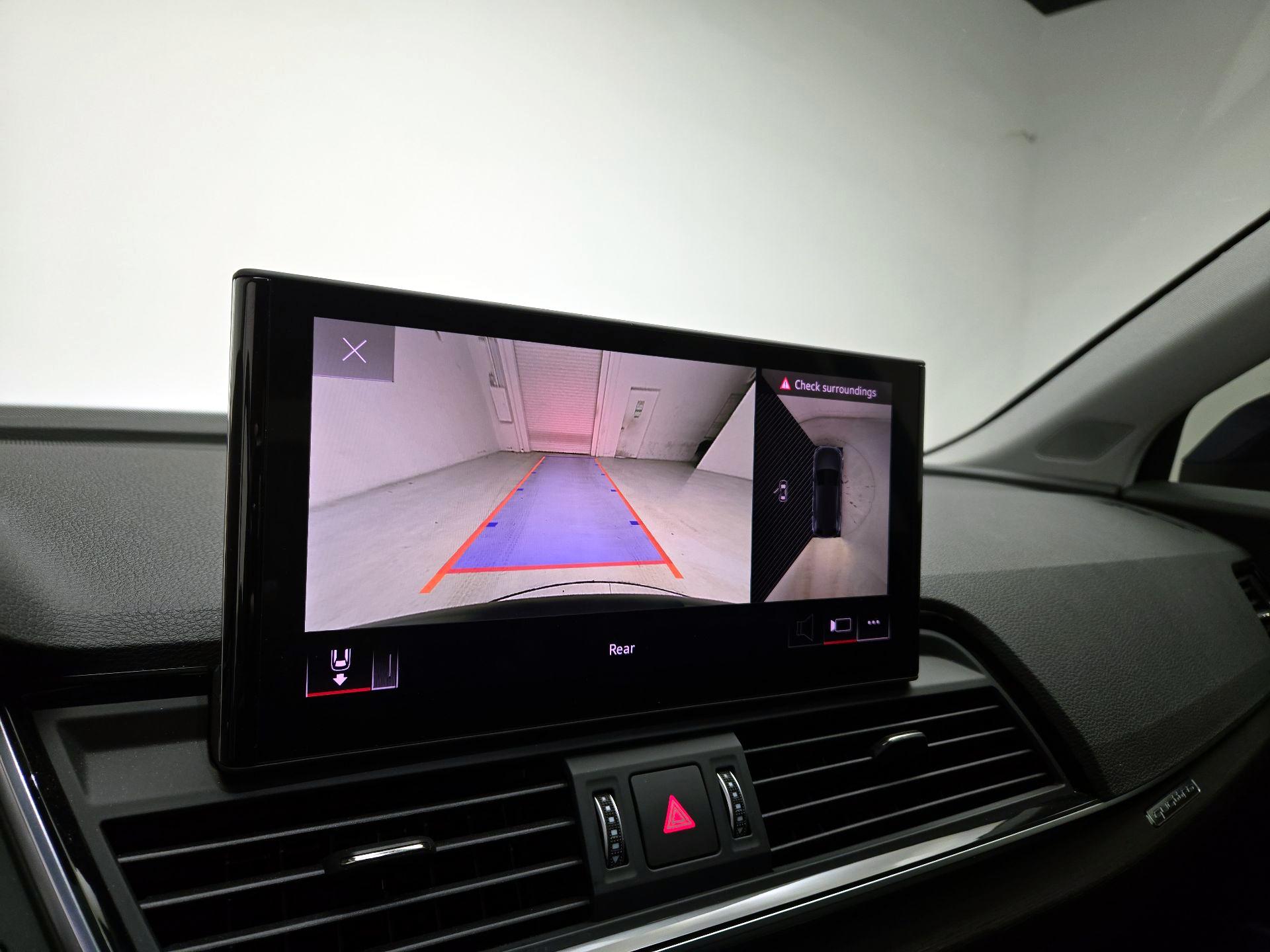 Thumbnail: 2023 Audi Q5 - 14