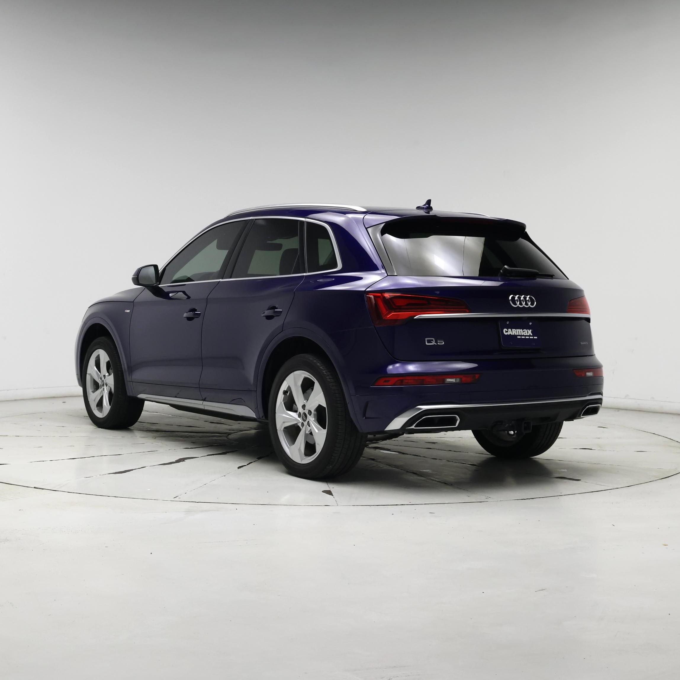 Thumbnail: 2023 Audi Q5 - 2