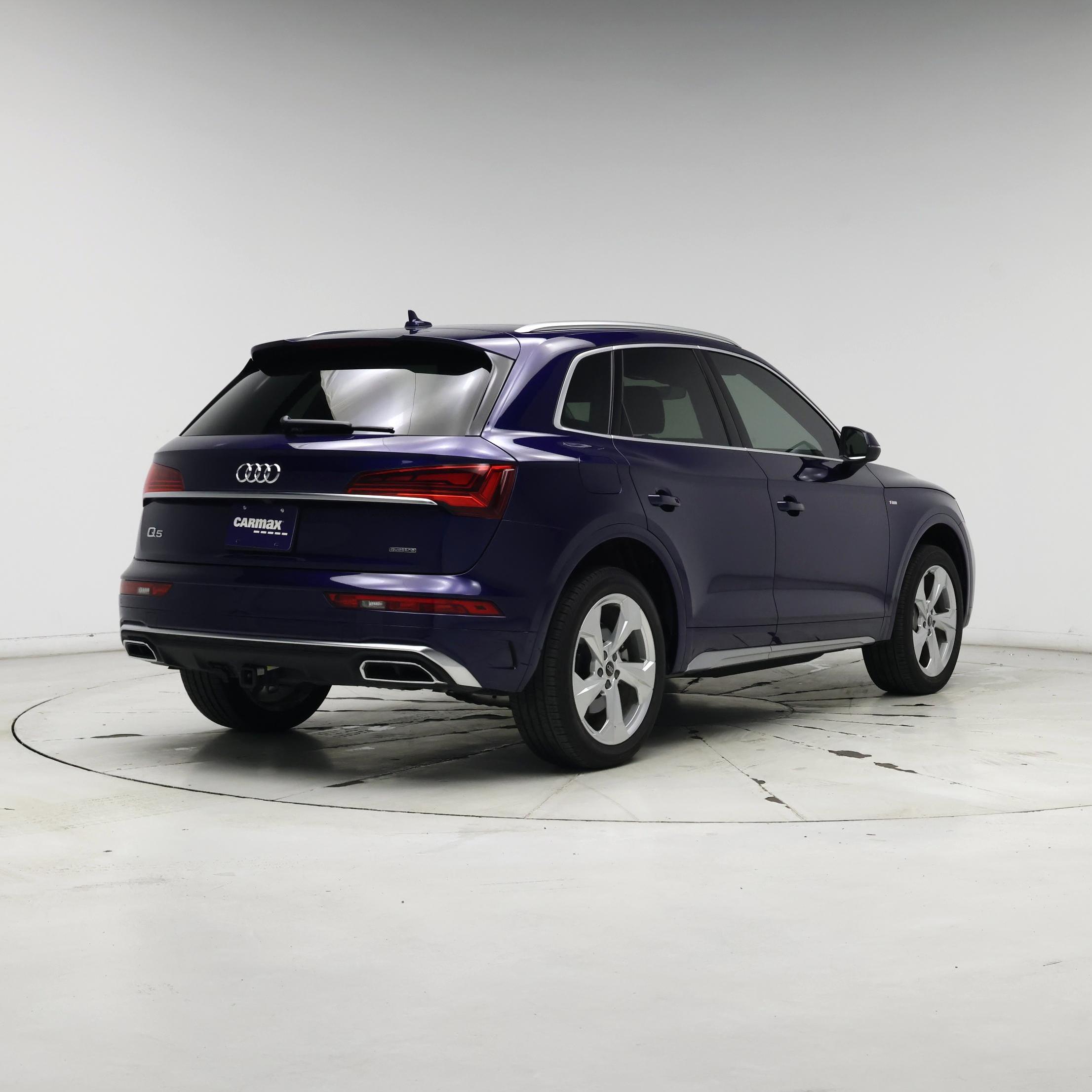 Thumbnail: 2023 Audi Q5 - 8