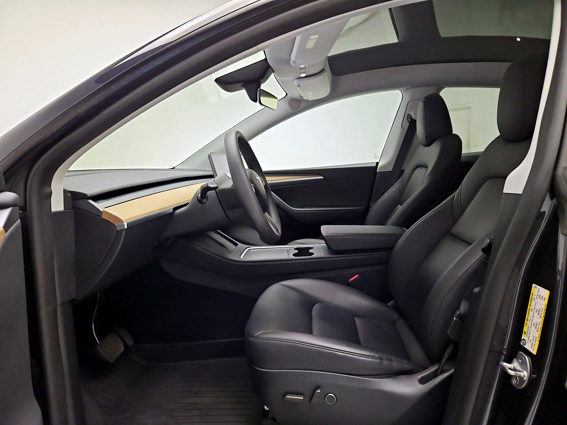 Thumbnail: 2024 Tesla Model Y - 11