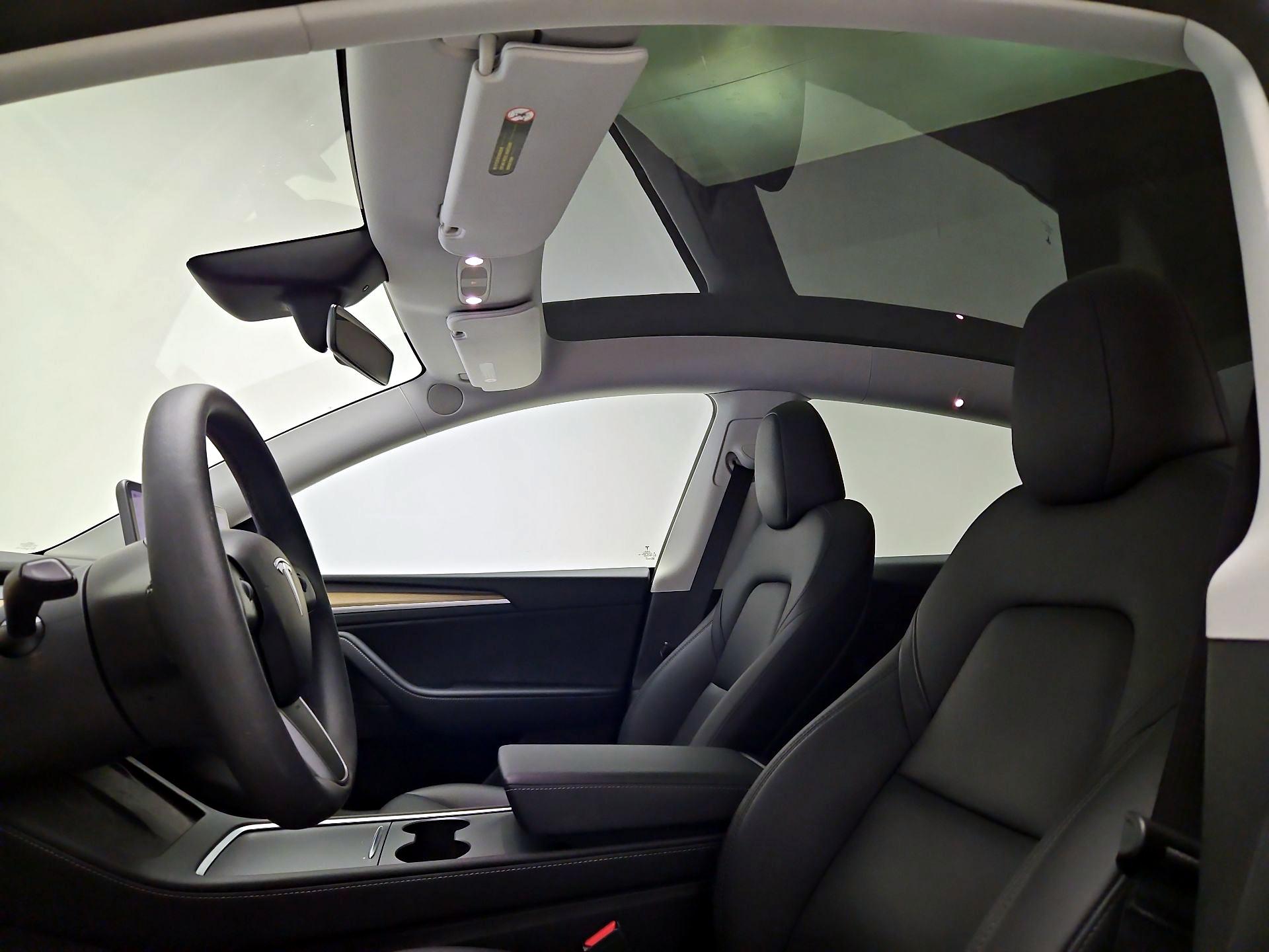 Thumbnail: 2024 Tesla Model Y - 19