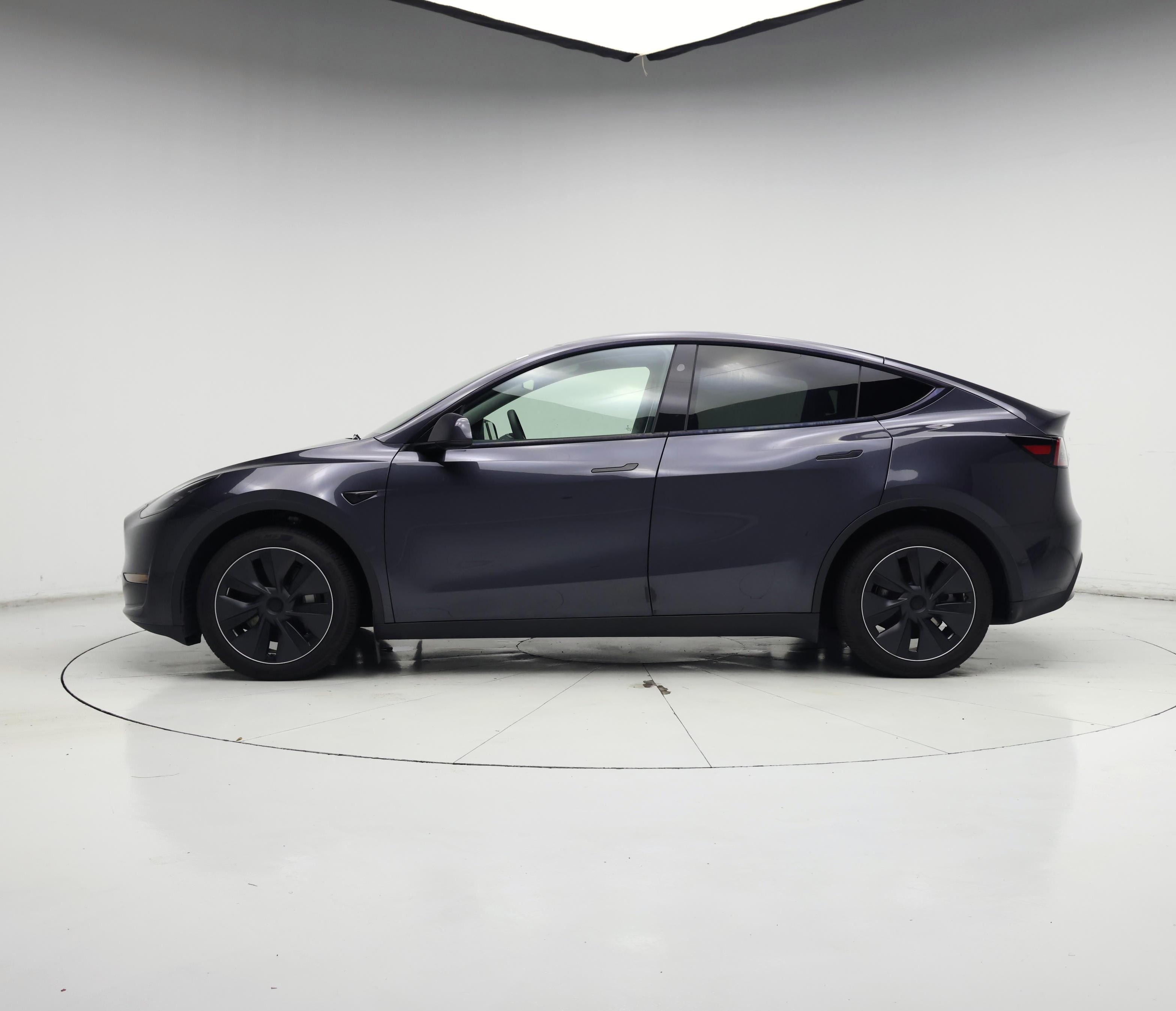 Thumbnail: 2024 Tesla Model Y - 3