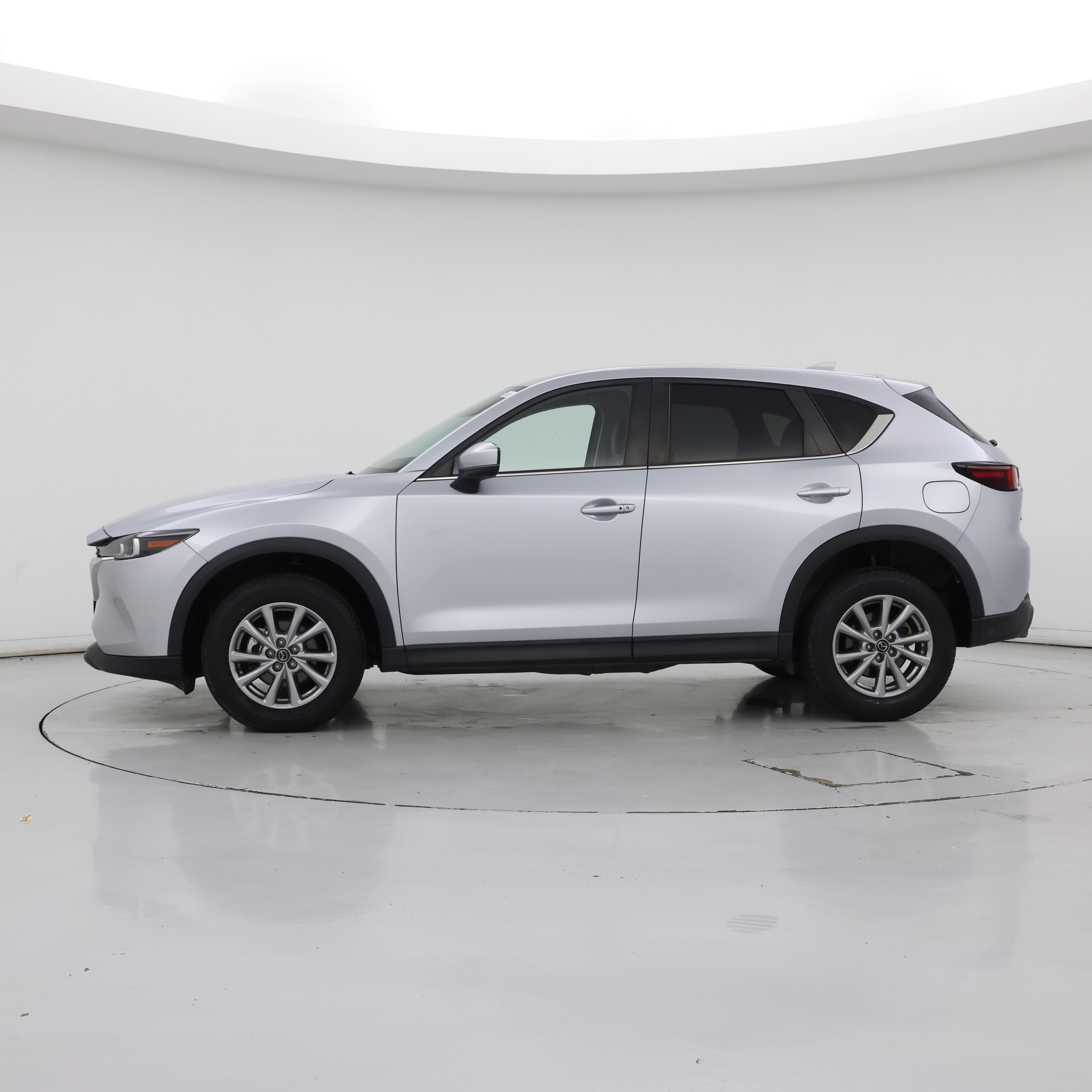 Thumbnail: 2023 Mazda CX-5 - 3