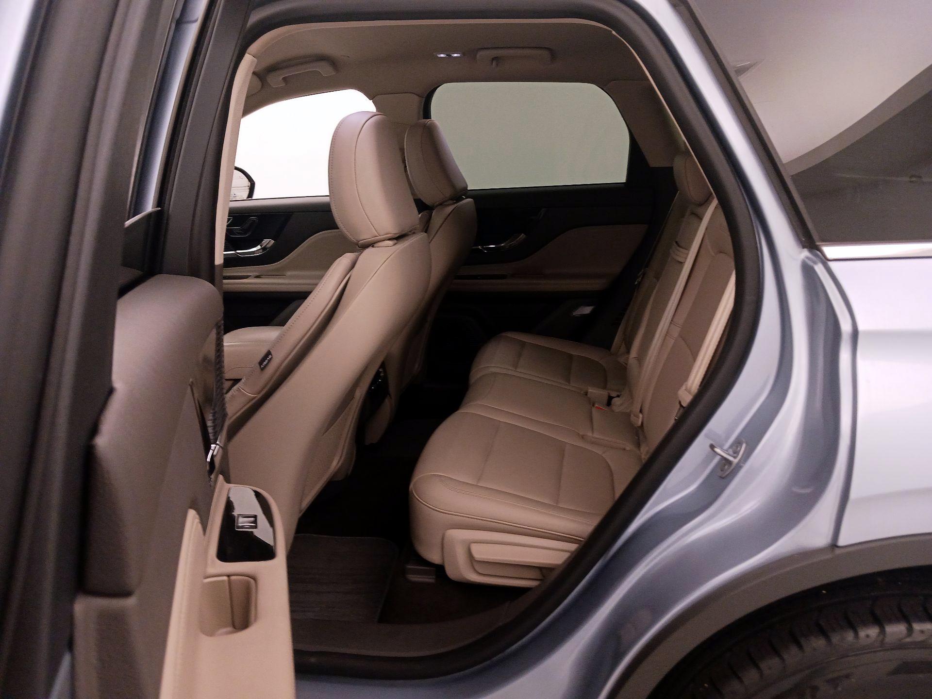 Thumbnail: 2022 Lincoln Corsair - 19