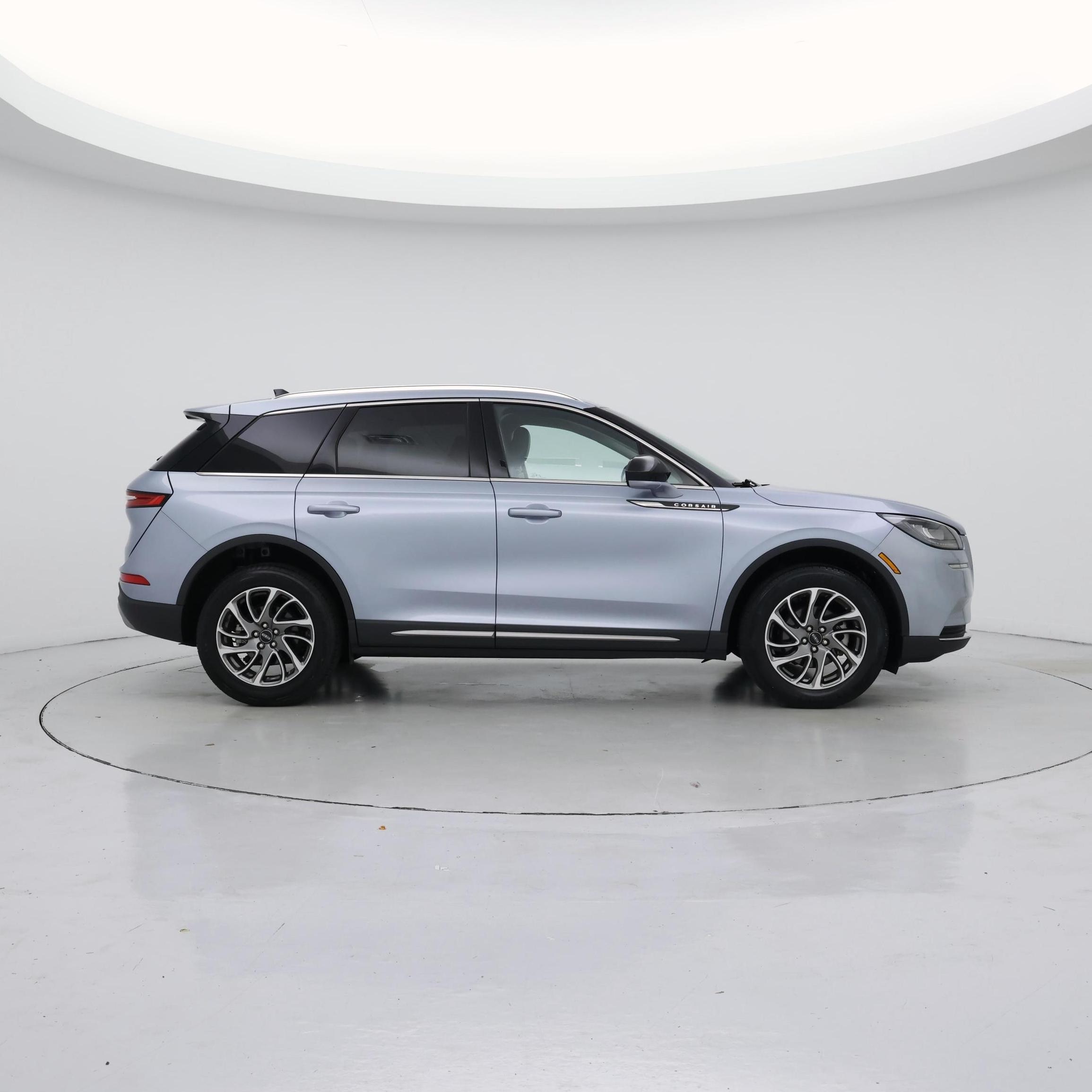 Thumbnail: 2022 Lincoln Corsair - 7