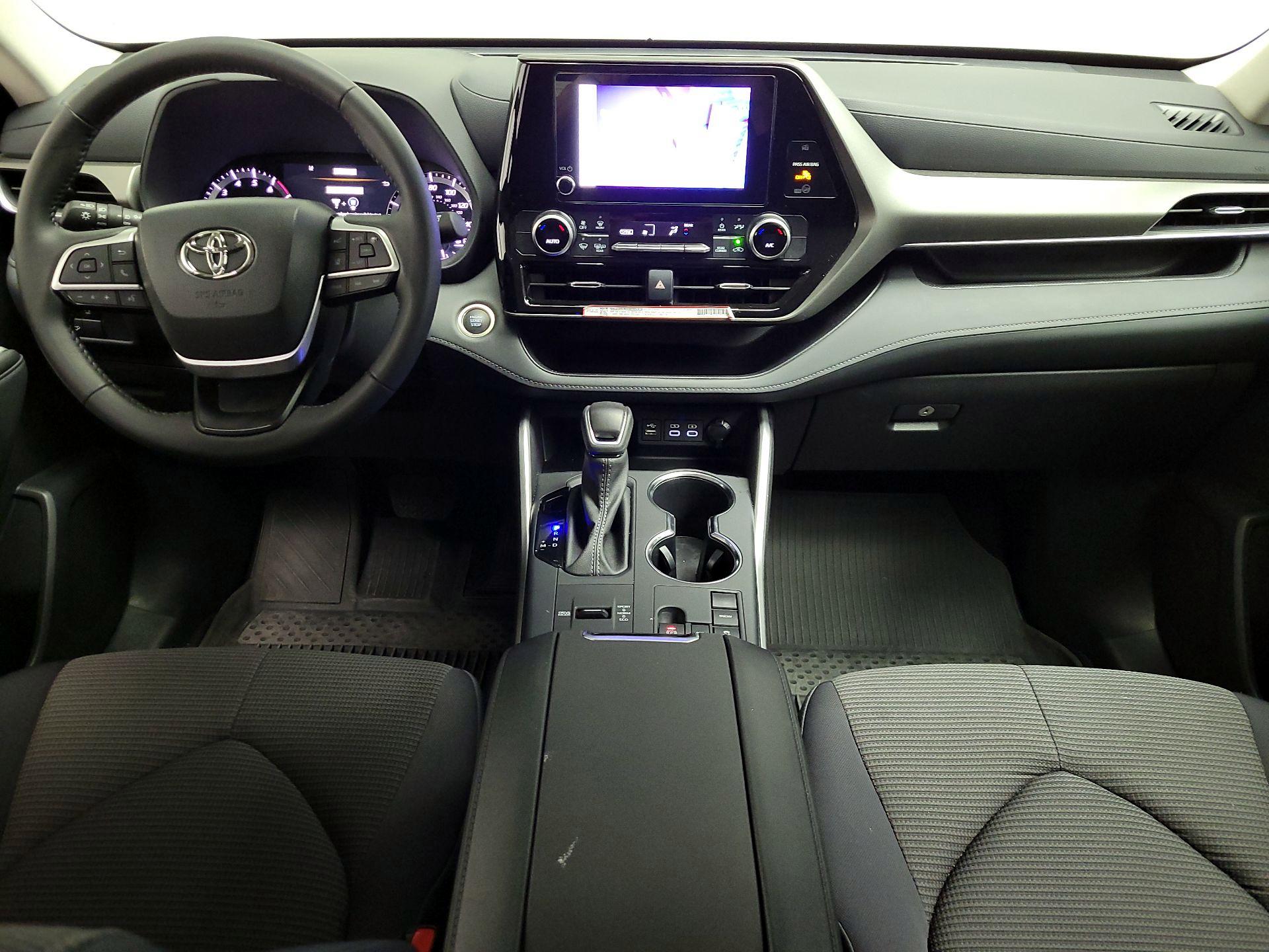 Thumbnail: 2025 Toyota Highlander - 9