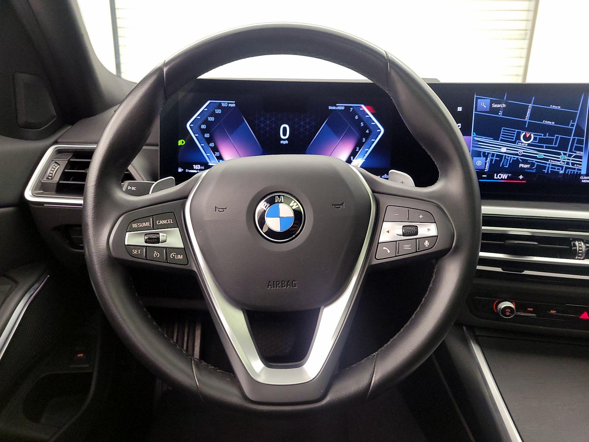 Thumbnail: 2024 BMW 3 Series - 10