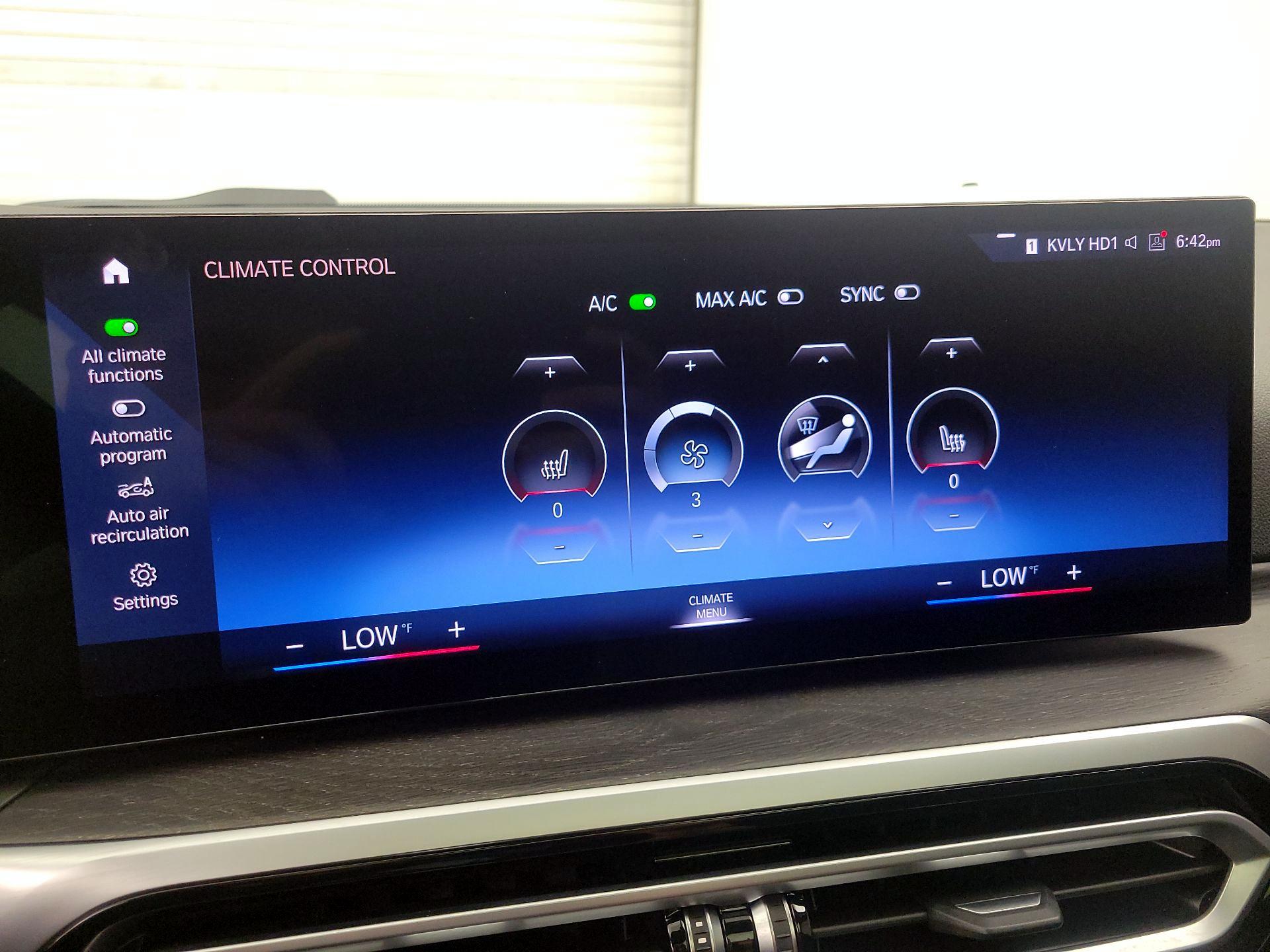 Thumbnail: 2024 BMW 3 Series - 17