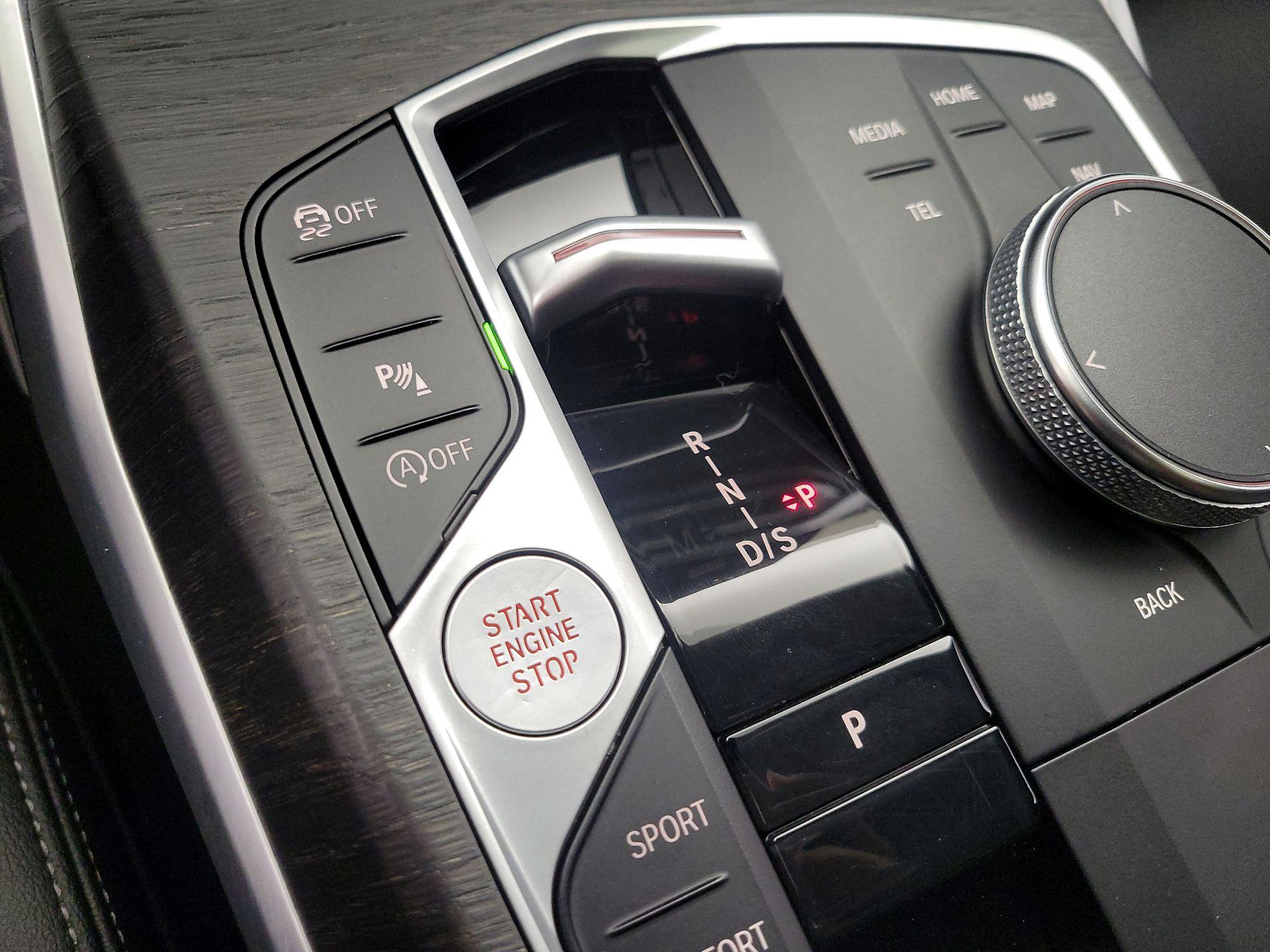 Thumbnail: 2024 BMW 3 Series - 18