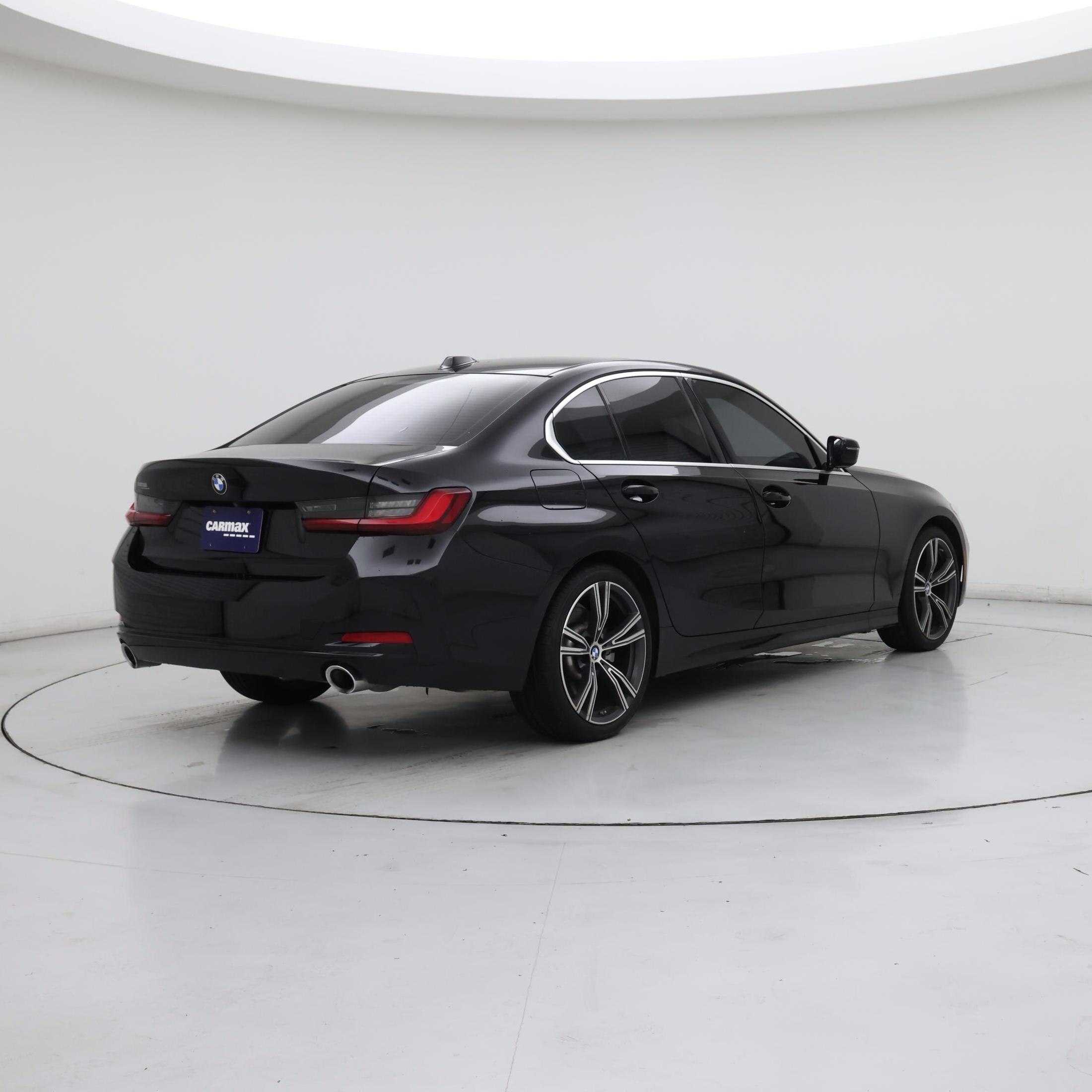 Thumbnail: 2024 BMW 3 Series - 8