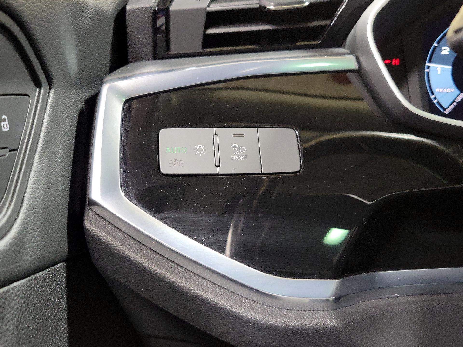 Thumbnail: 2022 Audi Q3 - 13