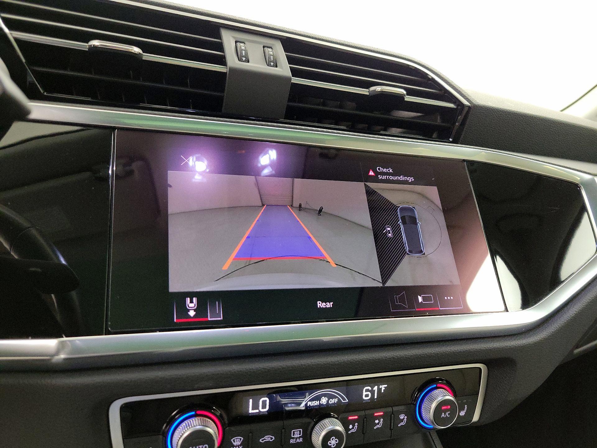 Thumbnail: 2022 Audi Q3 - 14