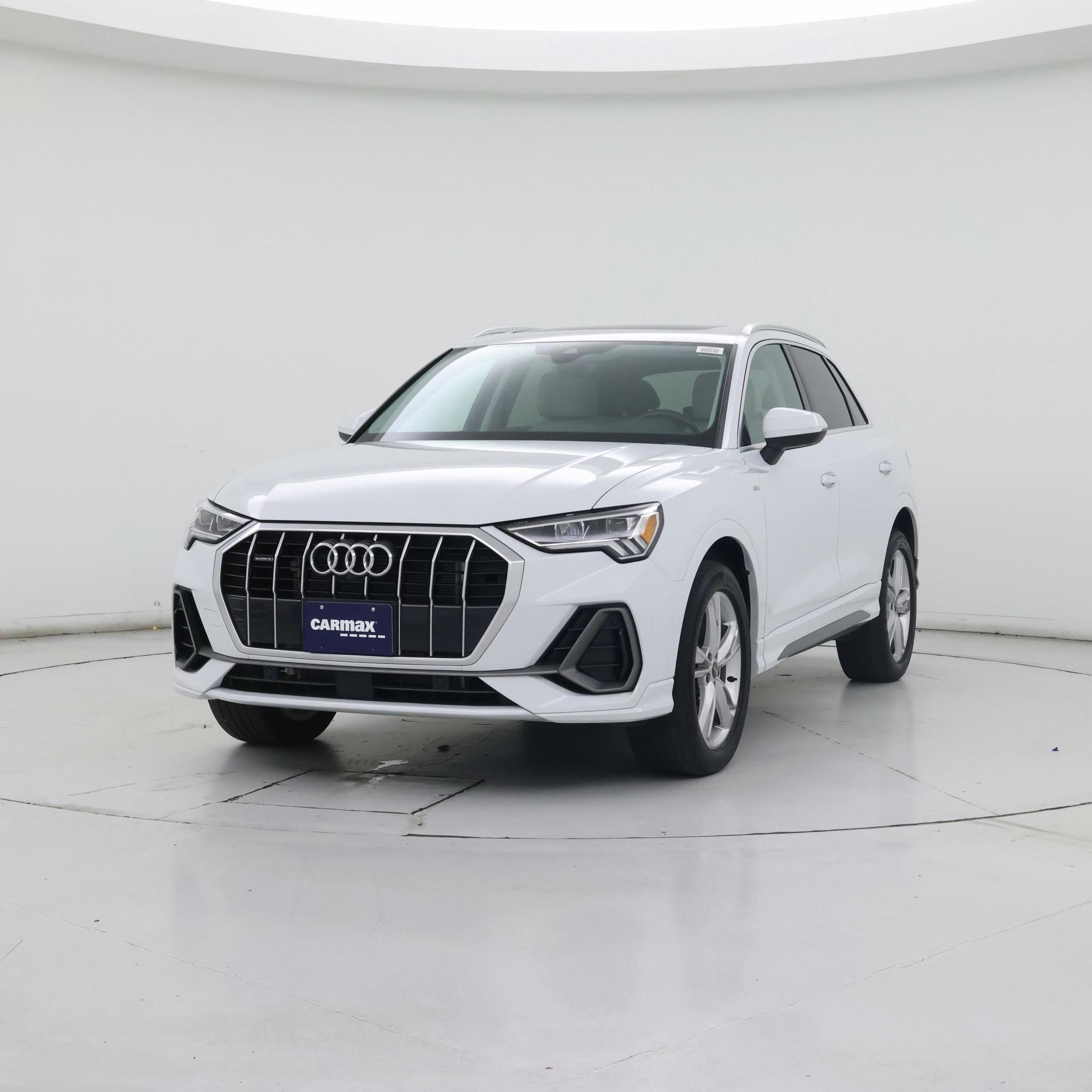 Thumbnail: 2022 Audi Q3 - 4