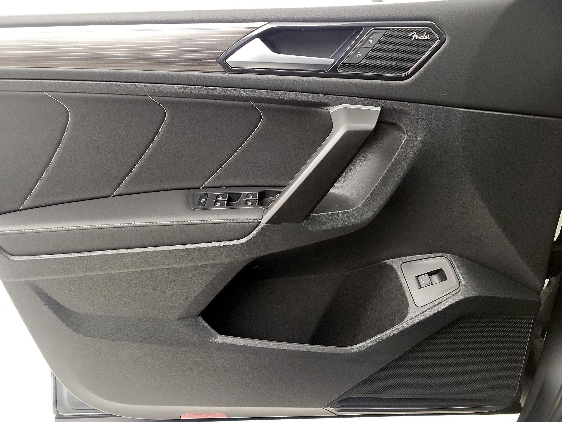 Thumbnail: 2024 Volkswagen Tiguan - 12